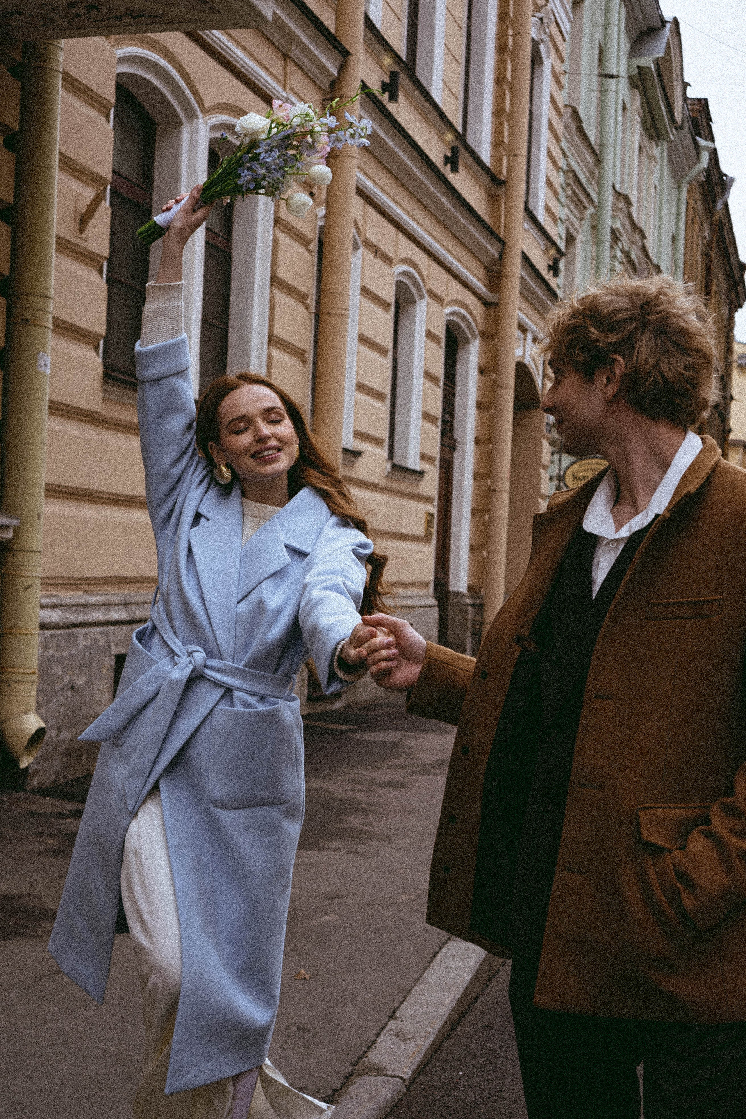 СВАДЕБНАЯ ПРОГУЛКА ПО ПЕТРОГРАДКЕ ВЕСНОЙ (ФОТОСЕССИИЯ ПАРЫ СВАДЕБНАЯ). Профессиональный фотограф, Санкт-Петербург — Виктория Богомолова
