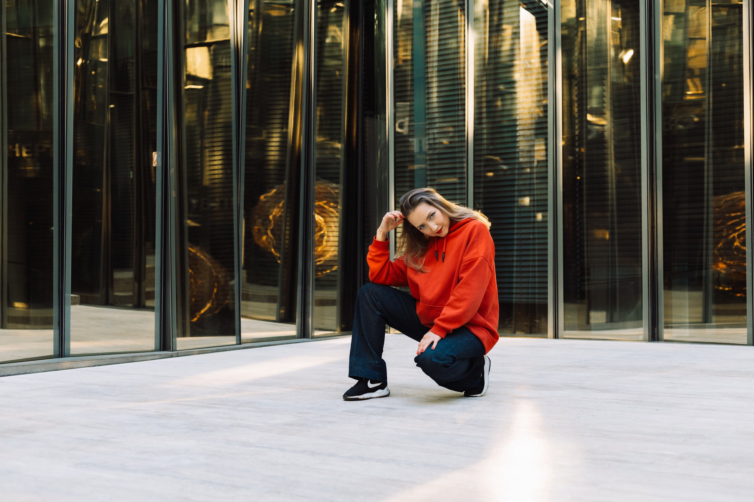 Наташа в Зазеркалье. Зеркальный дворик. Портфолио