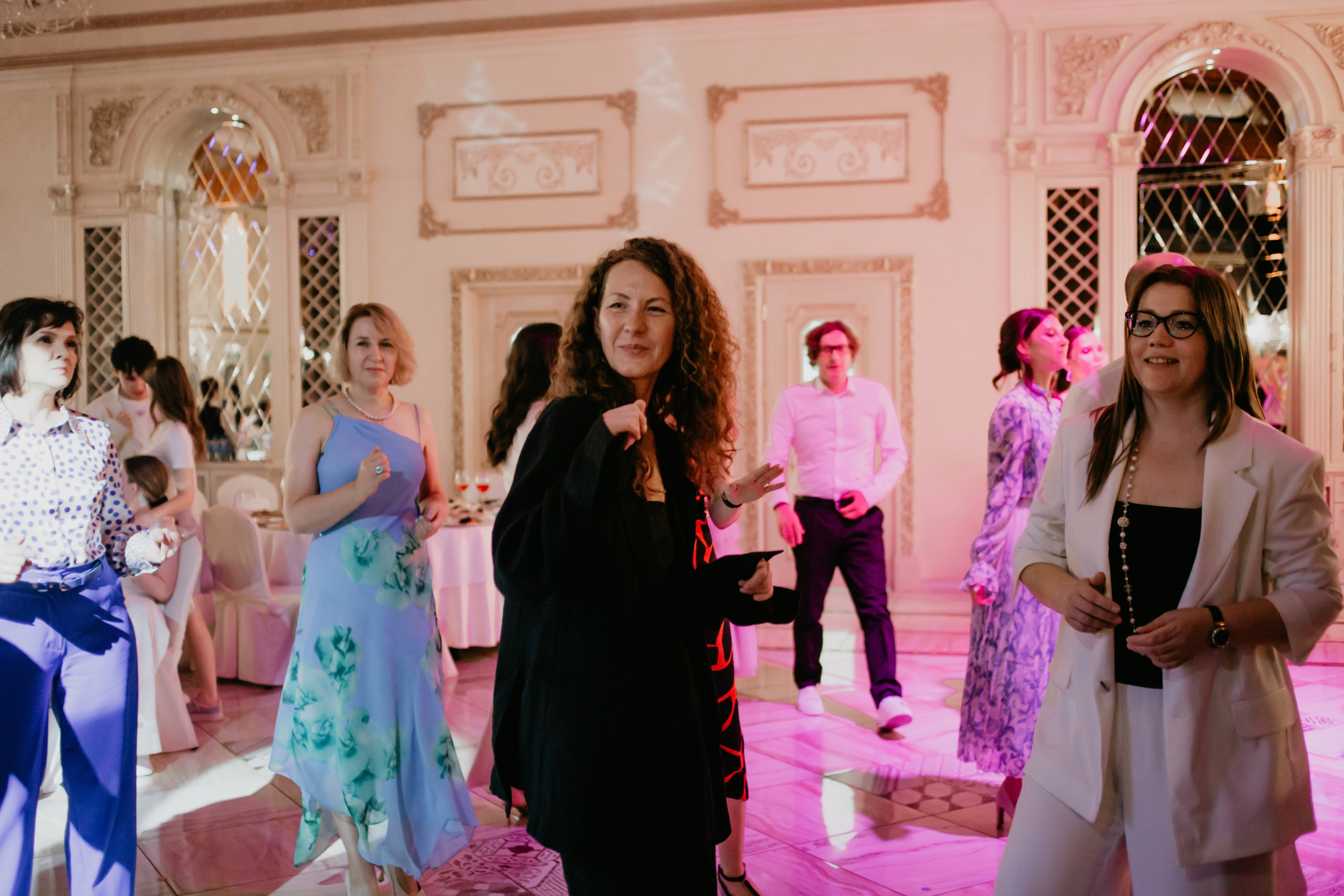 Выпускной. 11 лицей. Фотограф в Челябинске Ополихина Анна