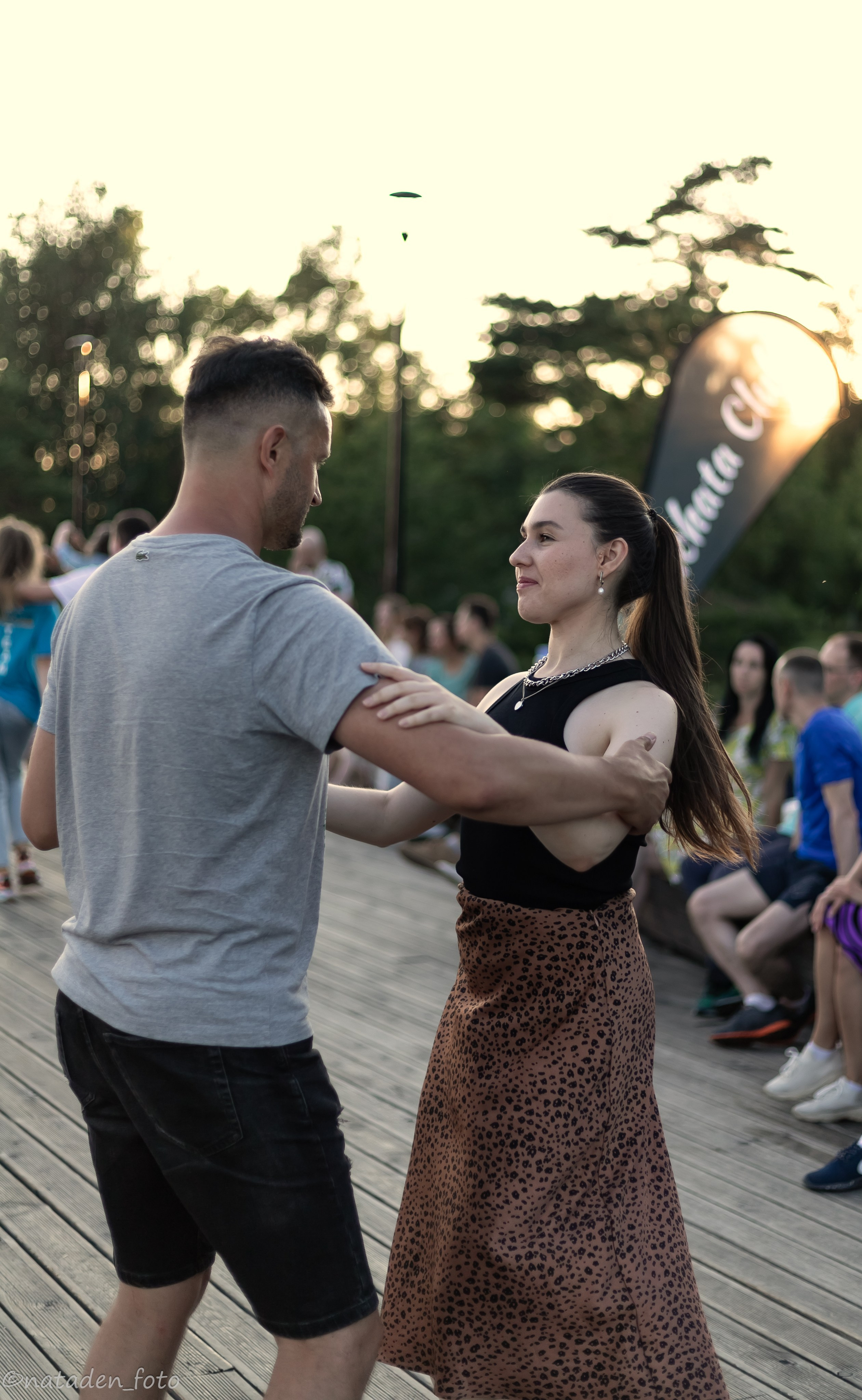 Летние танцы на берегу Финского залива. Фотограф в Санкт-Петербурге Наталия Денисова