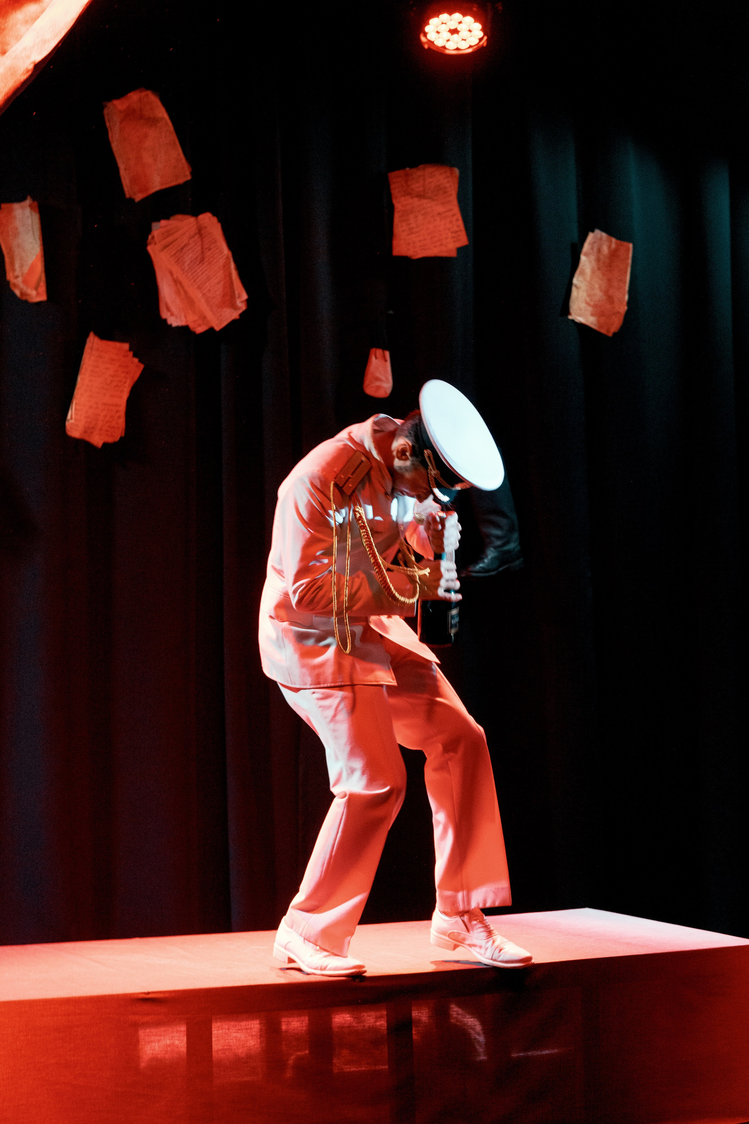 Спектакль «Женитьба». Репортажный и портретный фотограф Андрей Гаровский