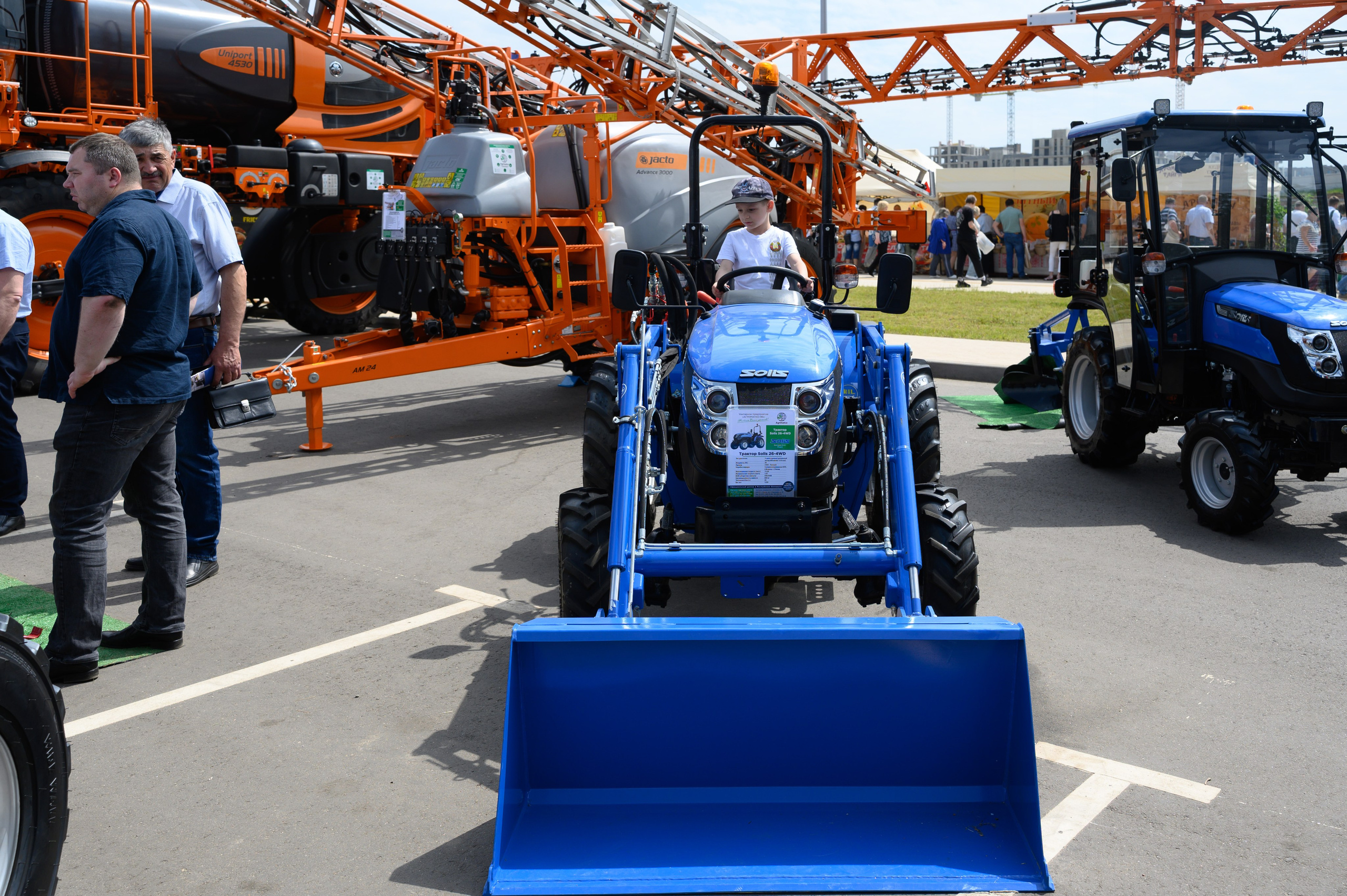 Агровыставка. Фотоуслуги, услуги фотографа, фотографирование важных событий