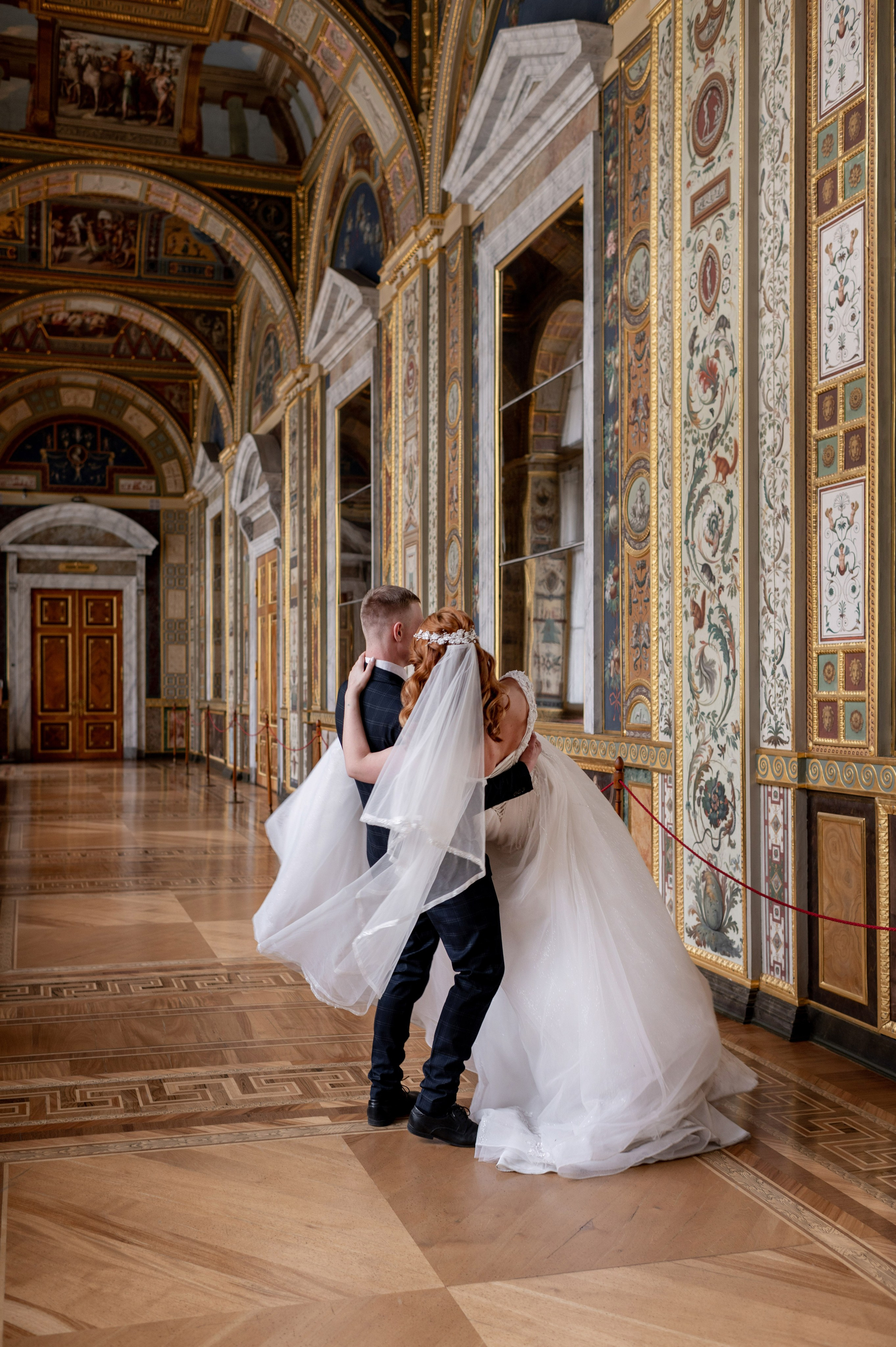 Екатерина и Алексей (свадебная фотосессия в Эрмитаже и Первом Дворце Бракосочетания на Английской набережной 28). Портретный, семейный и свадебный фотограф в Санкт-Петербурге и в Пушкине Ширяев Денис