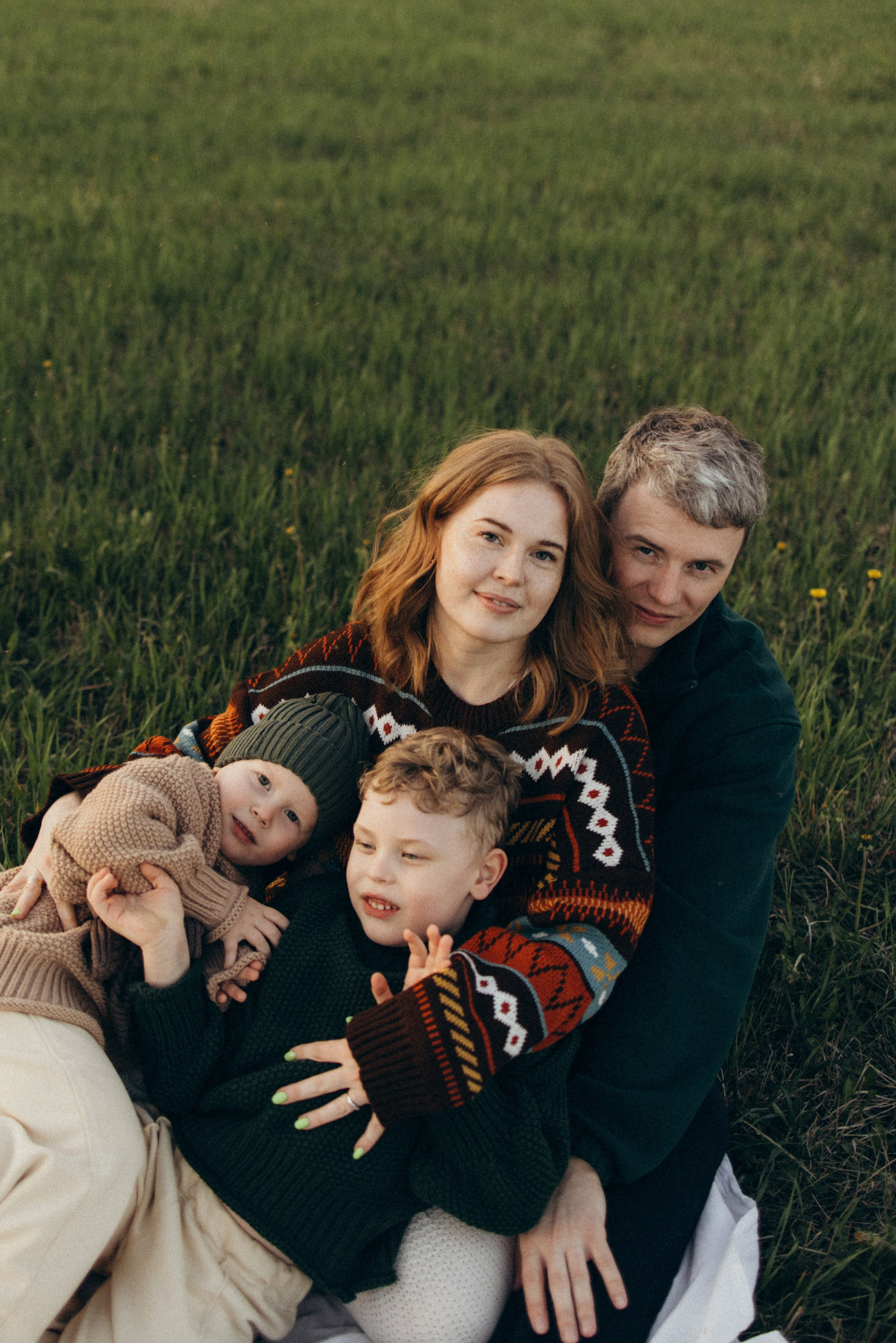 В поле. Семейный и детский фотограф в Тюмени Вика Алленова