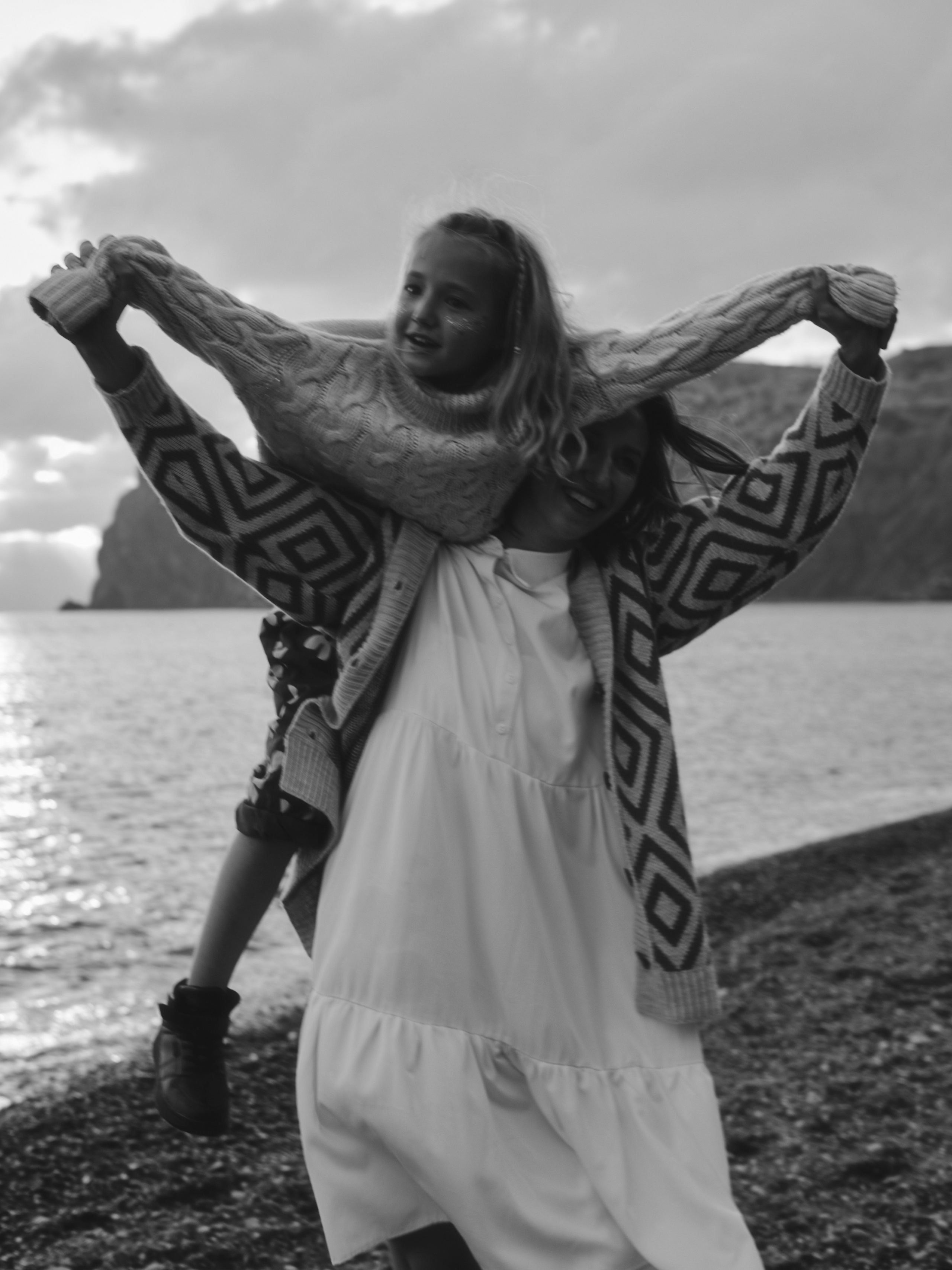 Под шум прибоя. Фотограф Карелина Полина