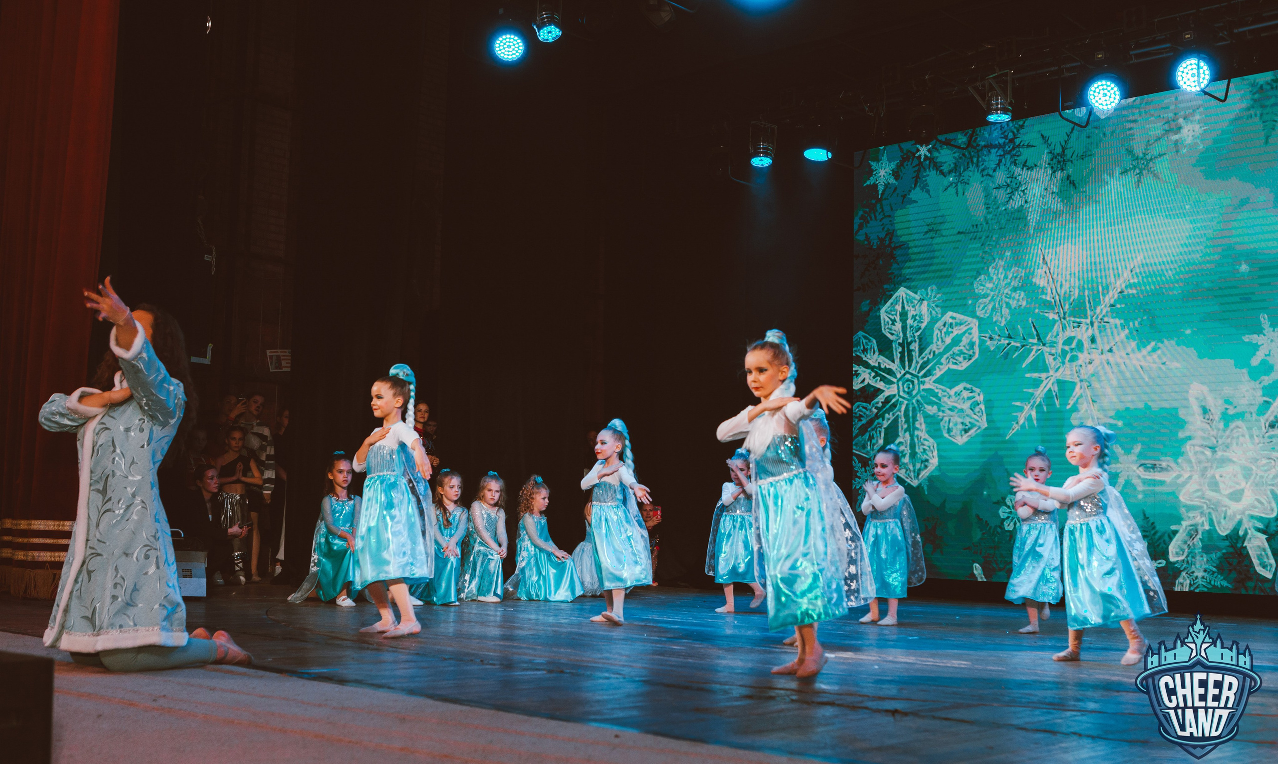 КОСМИЧЕСКОЕ НОВОГОДНЕЕ ПУТЕШЕСТВИЕ «CHEER LAND». Репортажный, семейный, свадебный, портретный фотограф