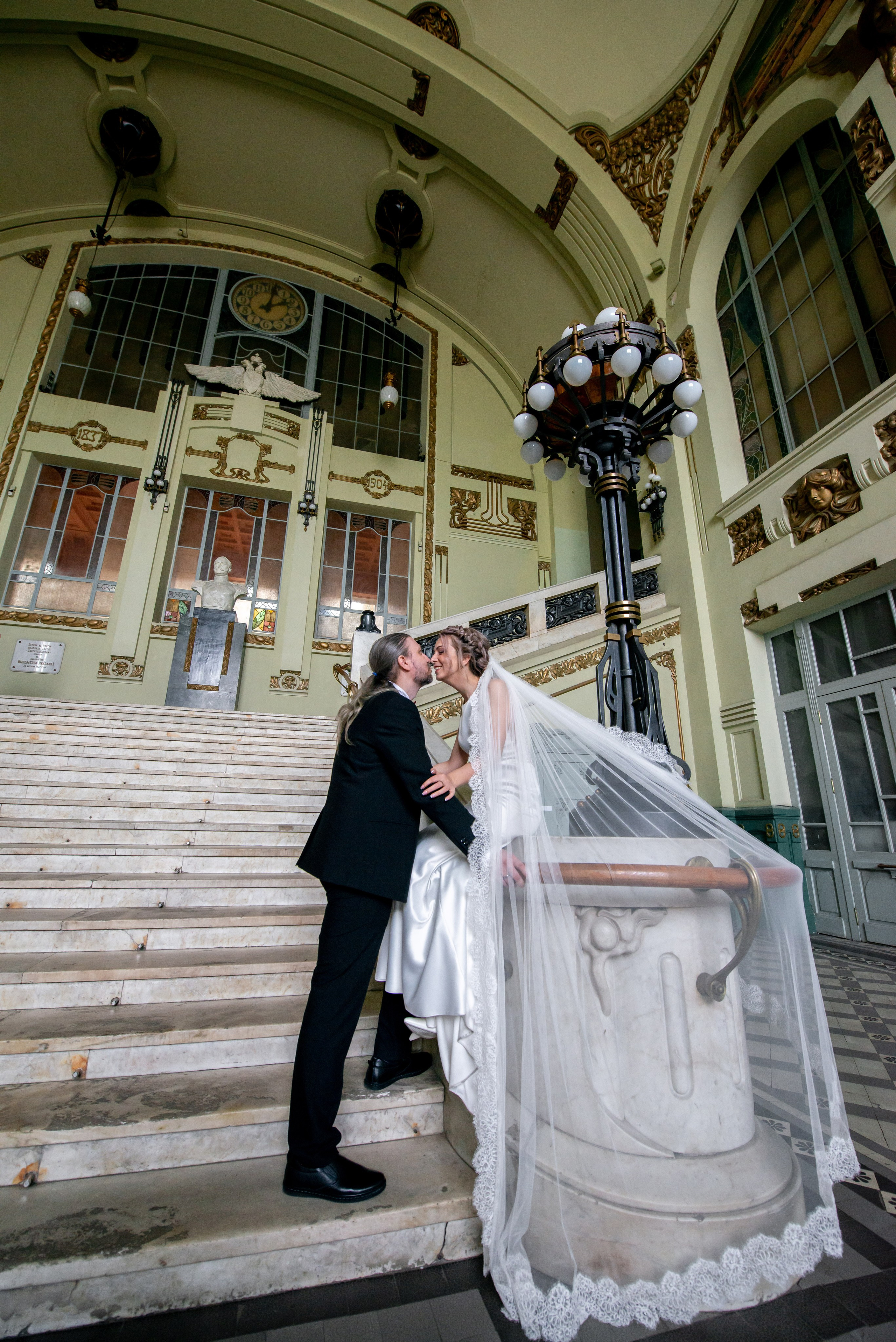 Юлия и Денис (фотосессия на Витебском вокзале и в Польском саду). Портретный, семейный и свадебный фотограф в Санкт-Петербурге и в Пушкине Ширяев Денис