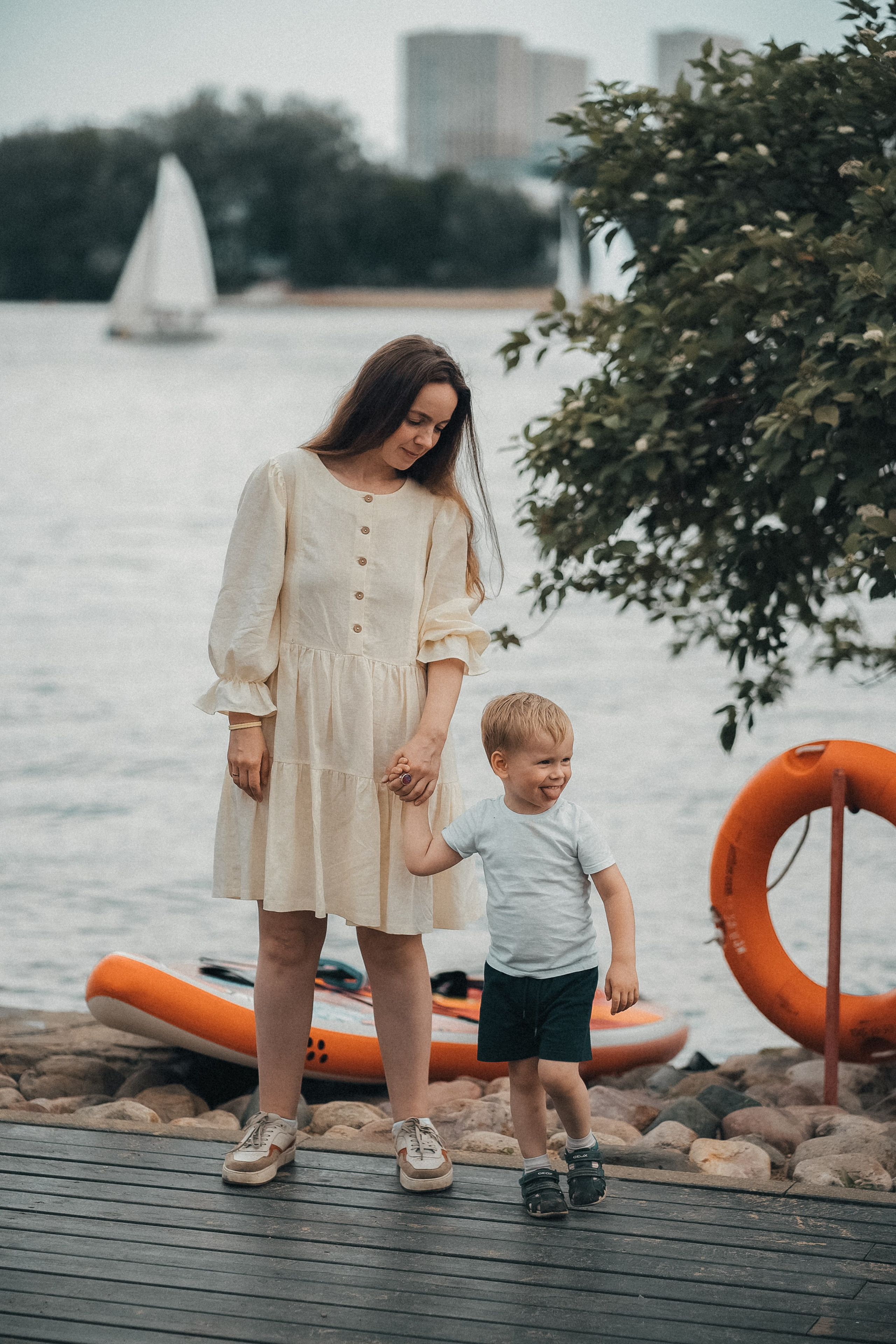 Речная прохлада и солнечные улыбки. Главная