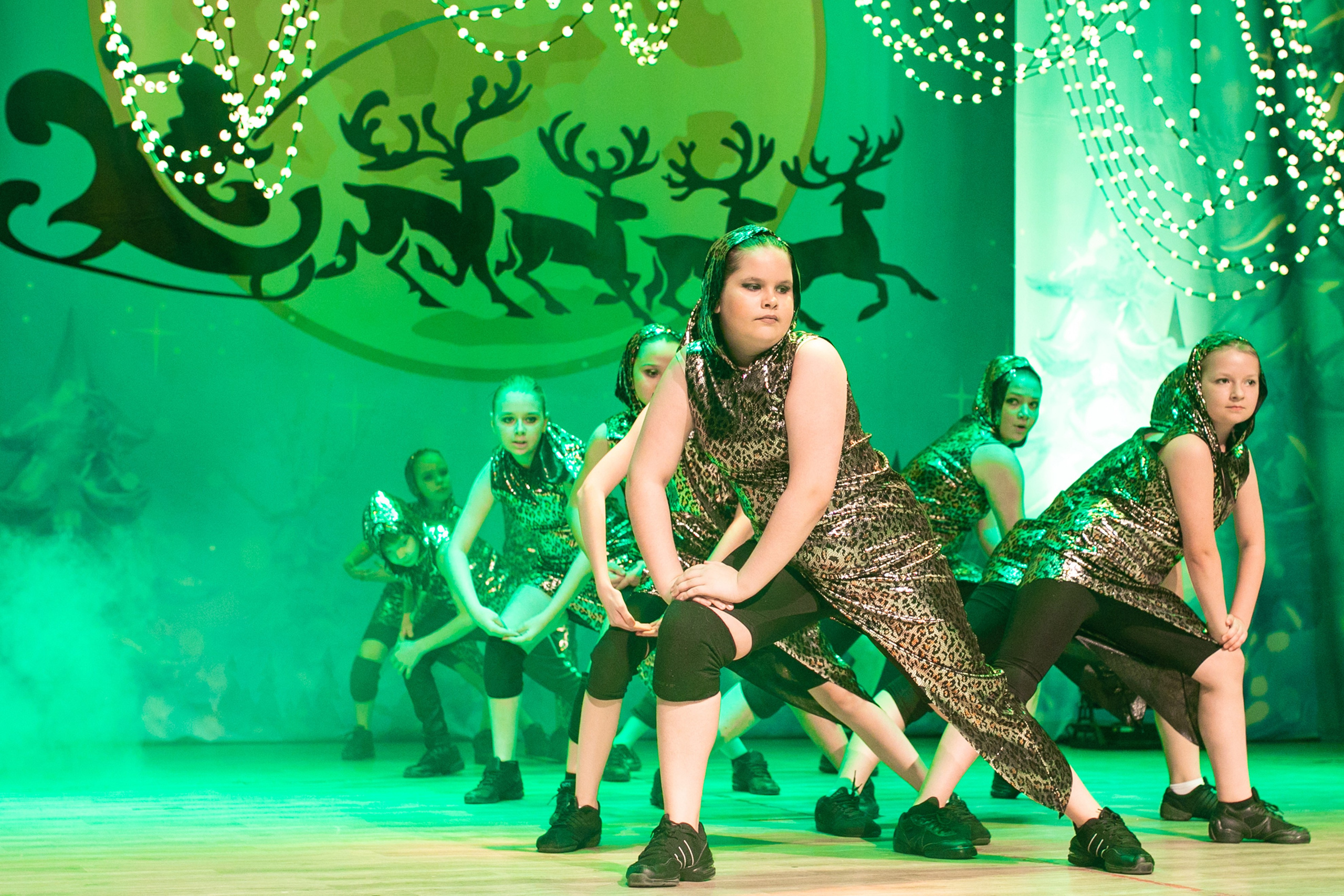 Танцы на районе.Новогодний отчет. Фотограф в Новосибирске Ася Зверева