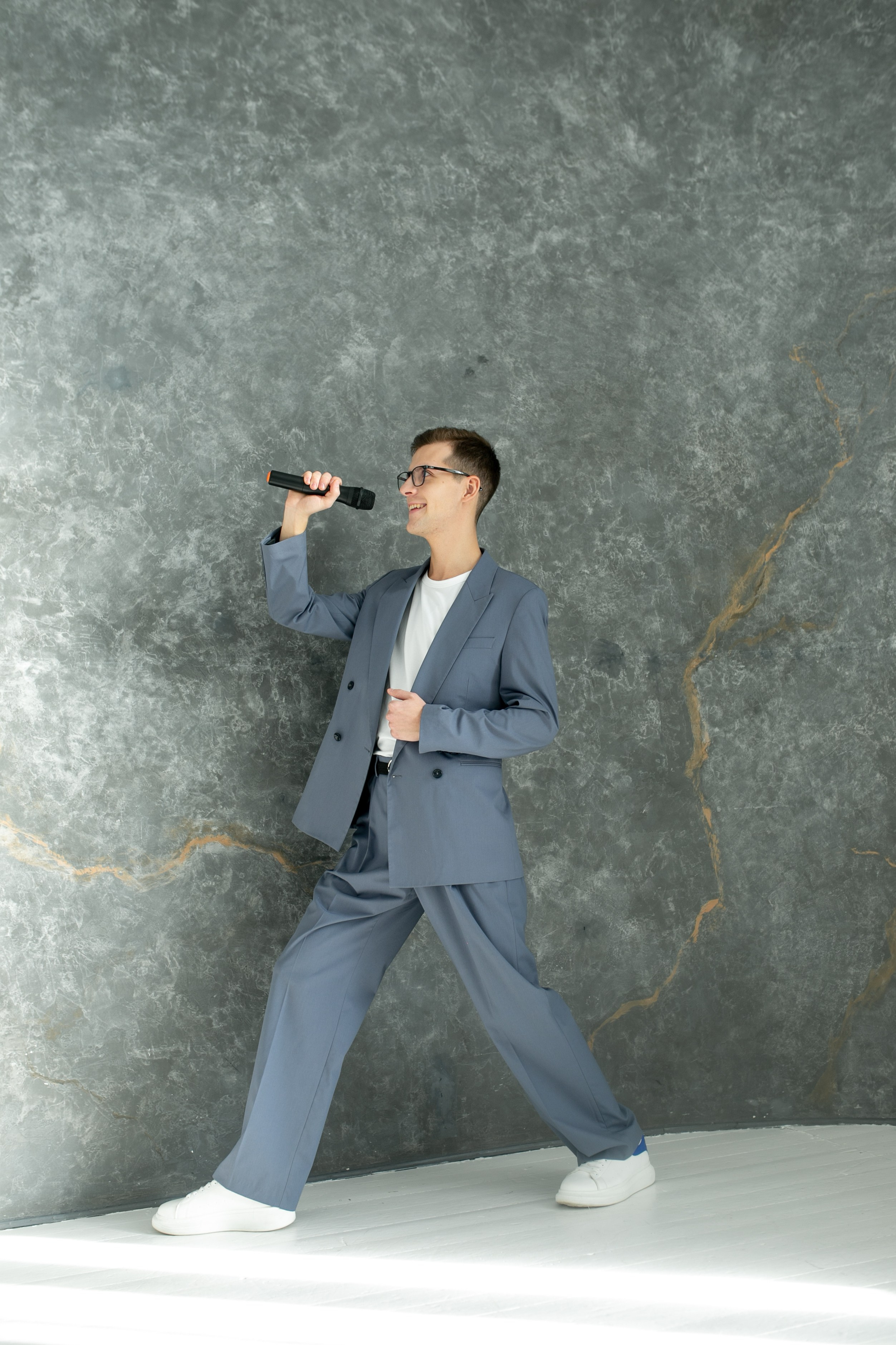 Ведущий. Фотограф в Новосибирске Ася Зверева