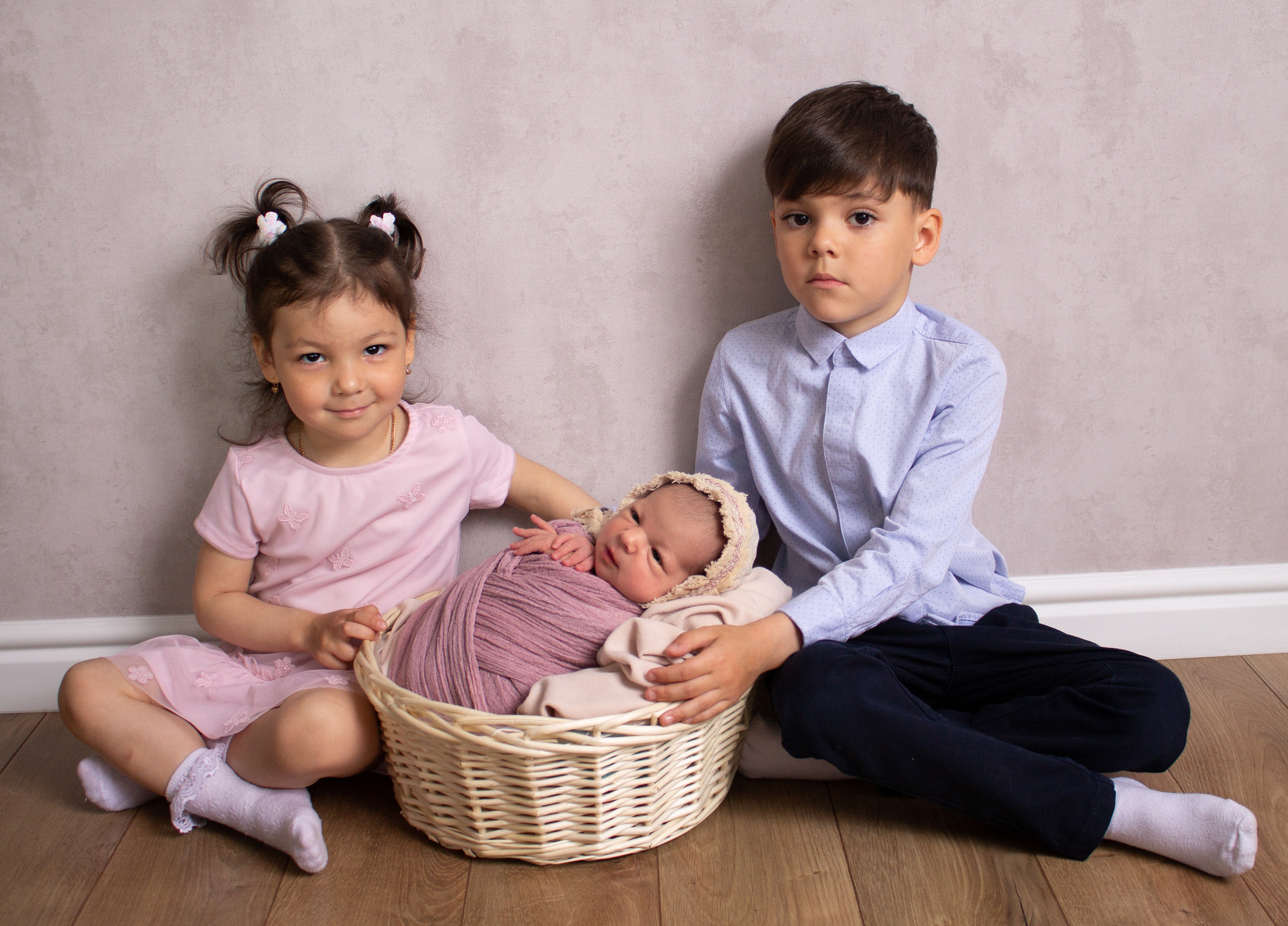 Семейные кадры от Elvira Kamaeva. Фотограф новорожденных малышей в Омске и Омской области Эльвира Камаева