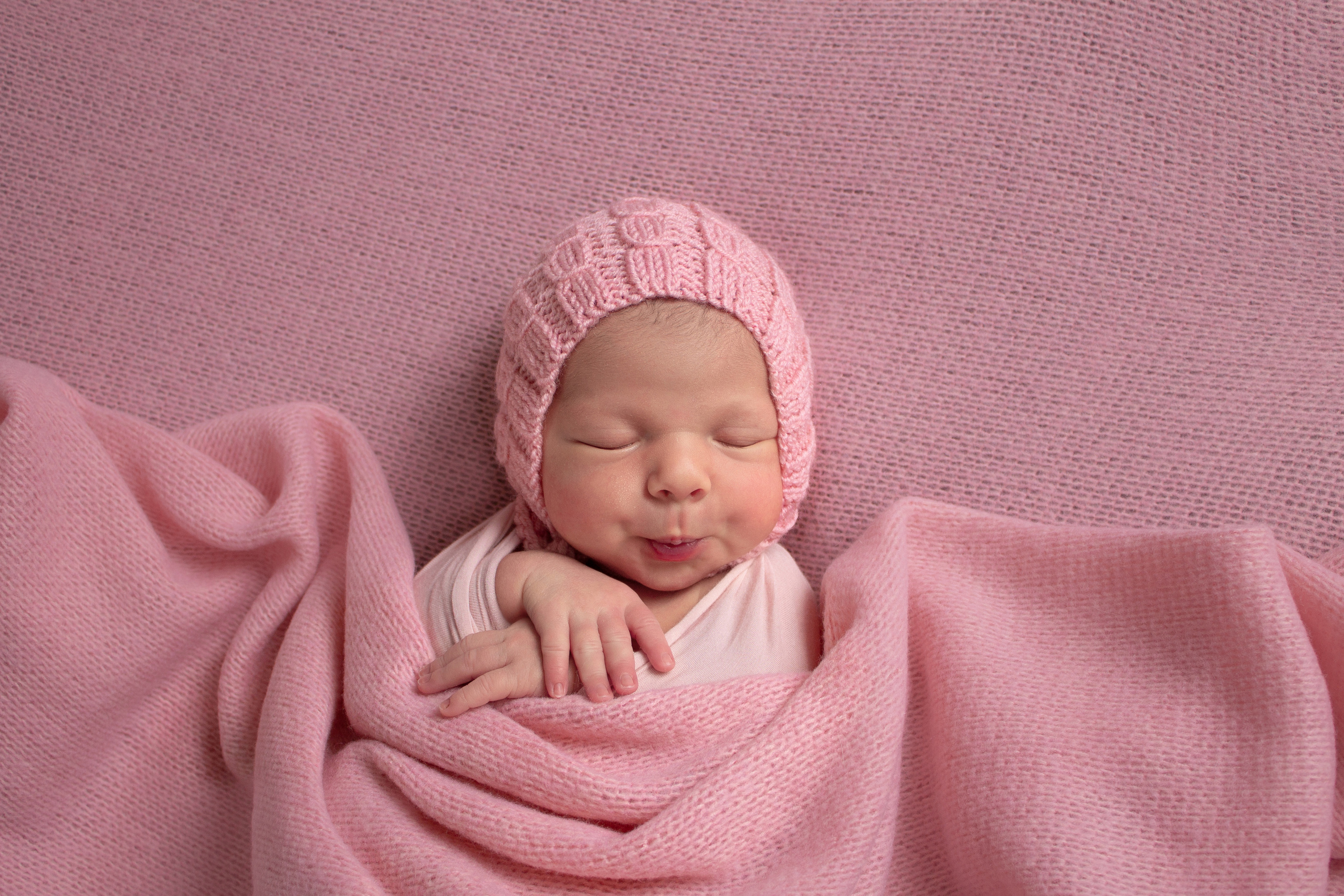 Классическая фотосессия малыша. Фотограф новорожденных малышей в Омске и Омской области Эльвира Камаева