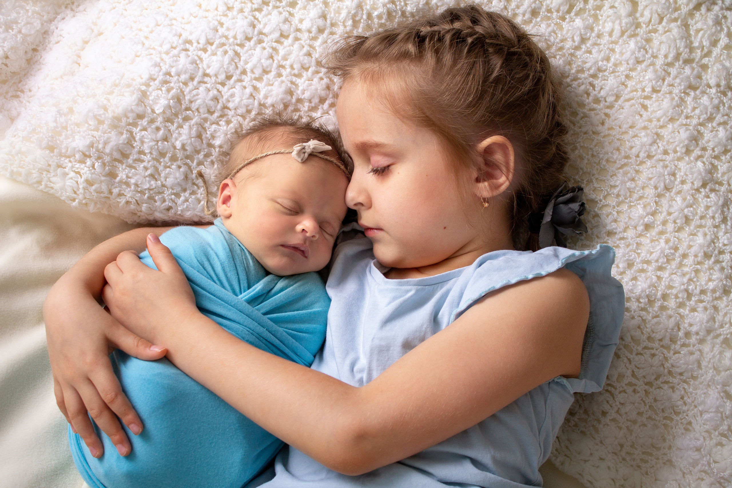 Семейные кадры от Elvira Kamaeva. Фотограф новорожденных малышей в Омске и Омской области Эльвира Камаева