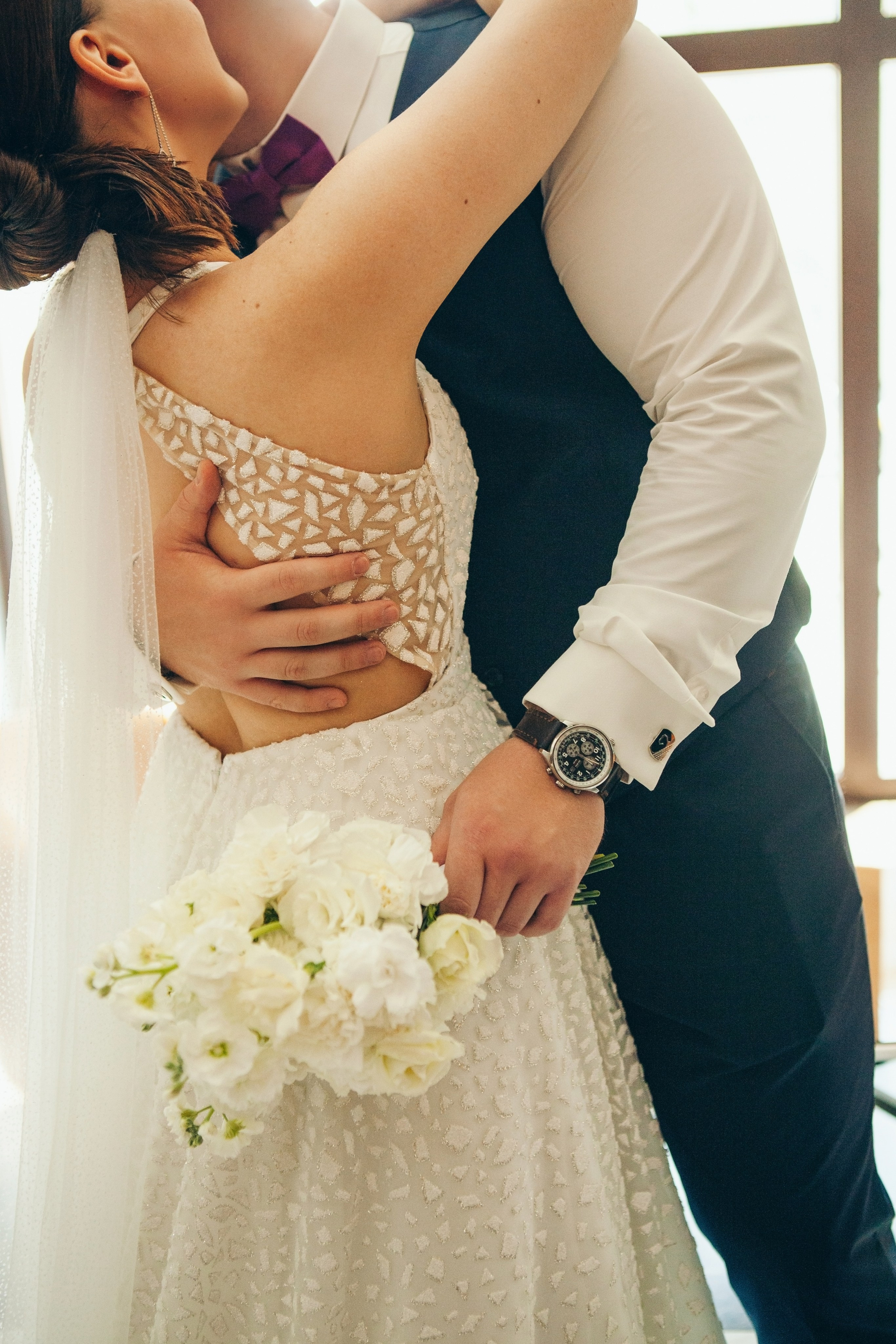 Свадебная фотосессия в отеле hartwell hotel и на патриарших прудах. Фотограф Ольга Ефремова