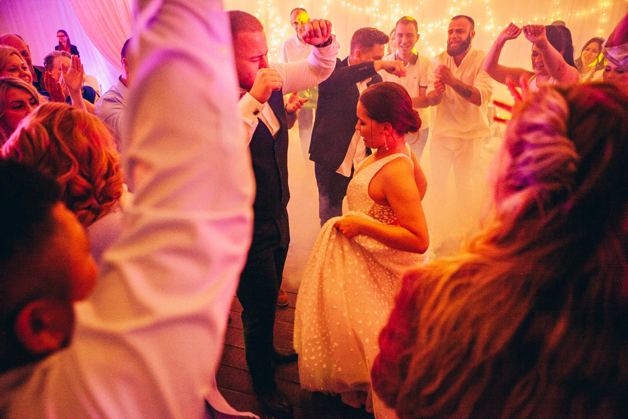 Свадебная фотосессия в отеле hartwell hotel и на патриарших прудах. Фотограф Ольга Ефремова