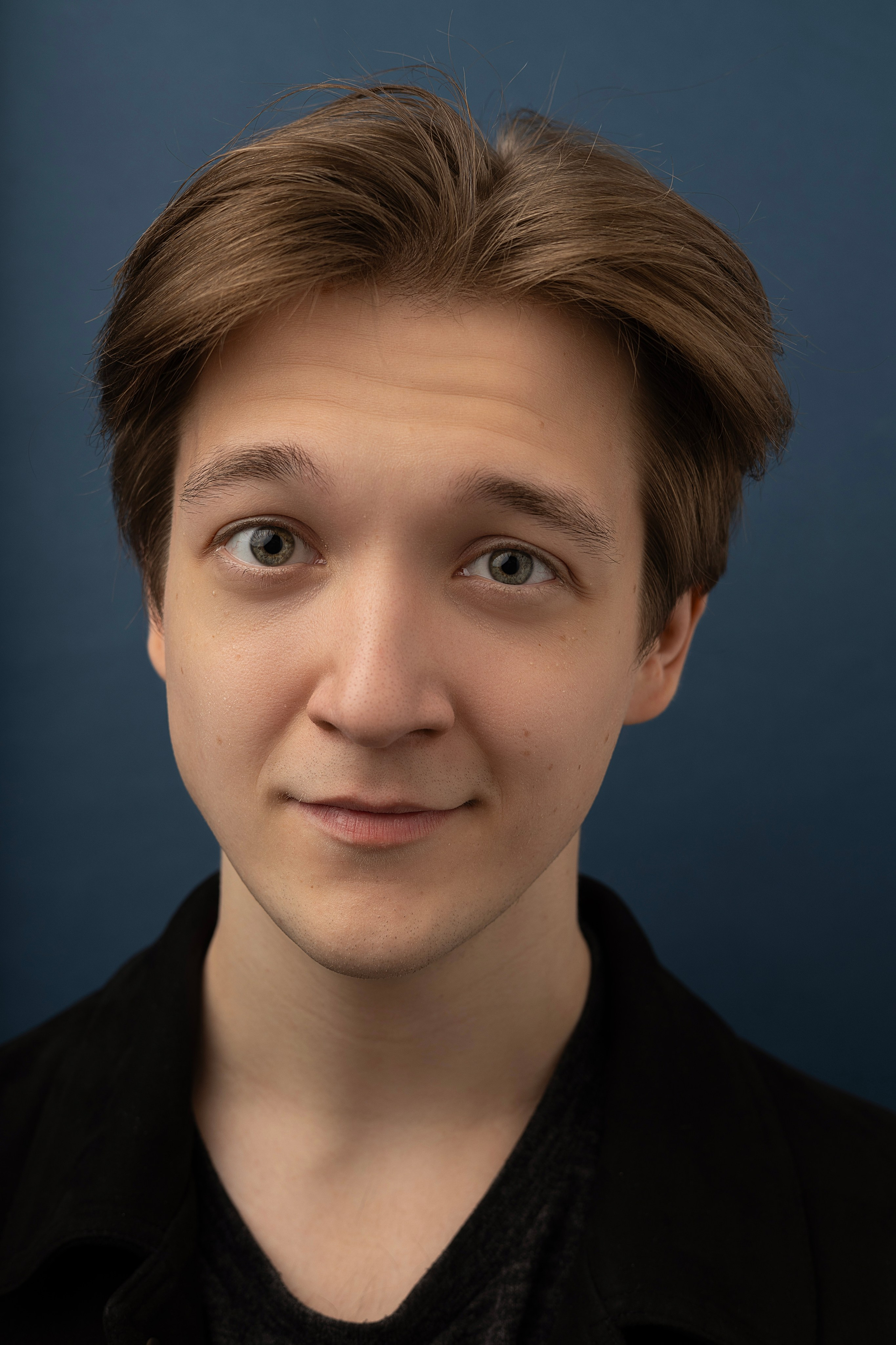 Искусственный свет. Актёрское портфолио Москва|Владислав Солдатенков