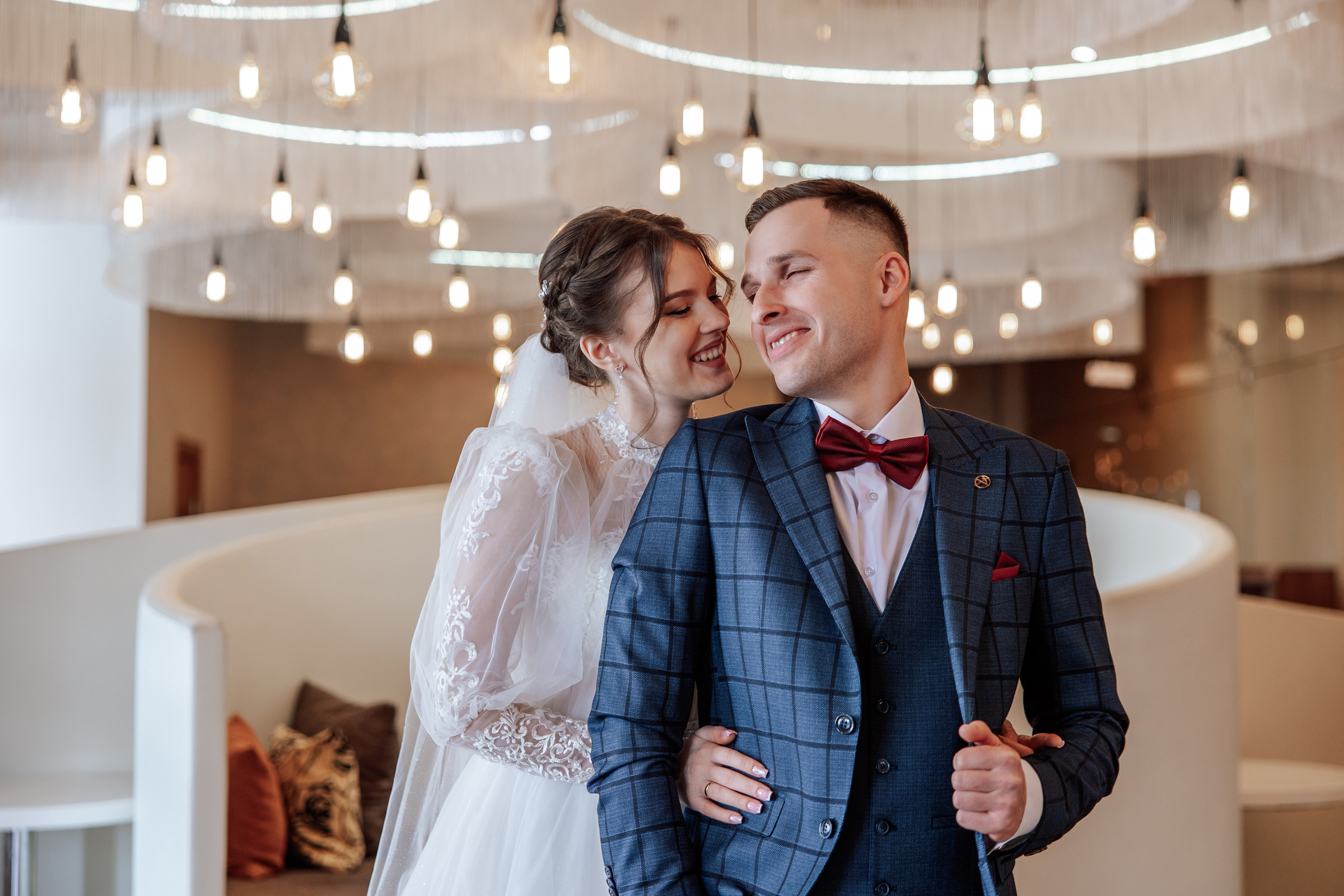 Иван & София