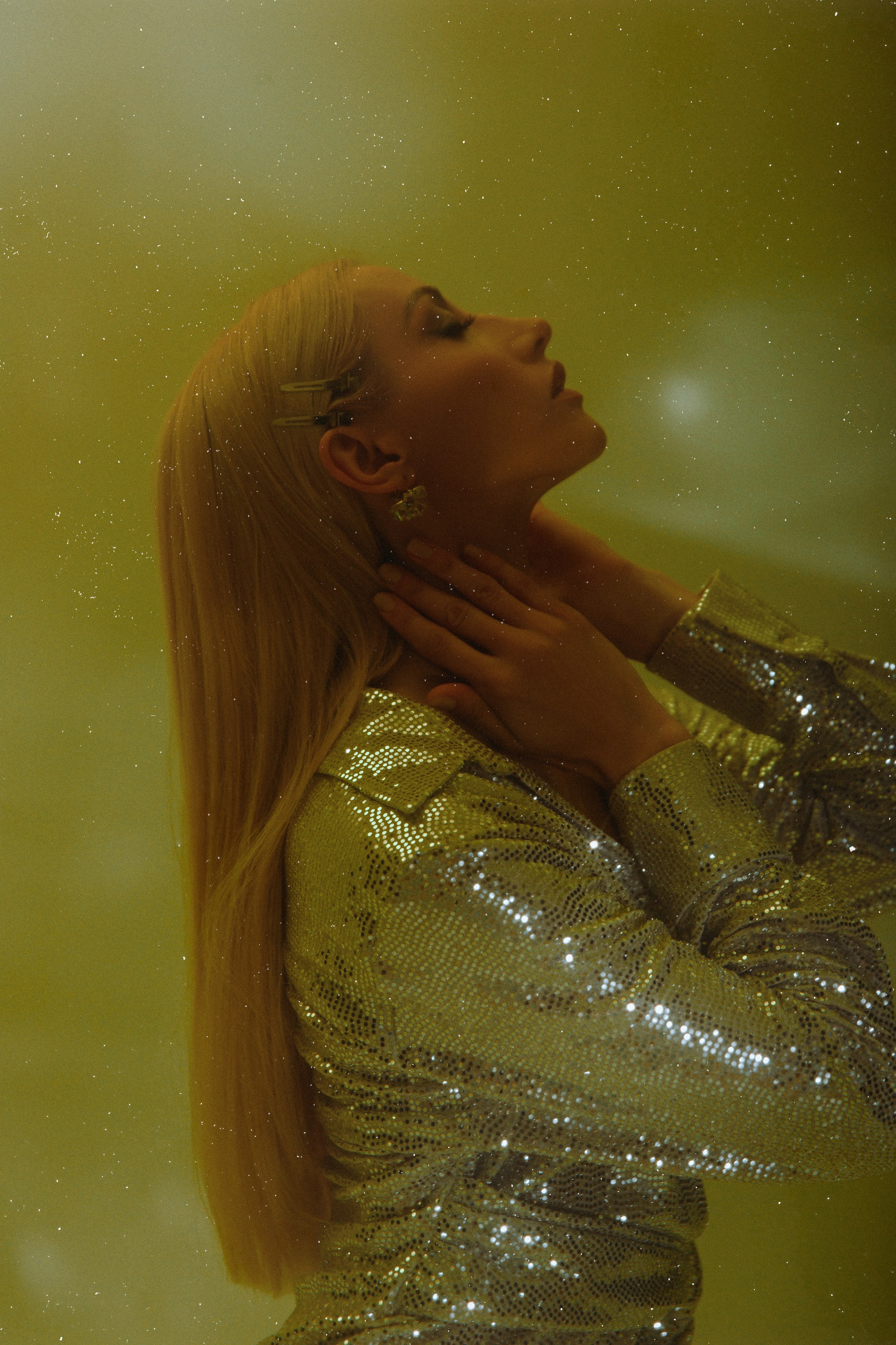 Валя. Главная