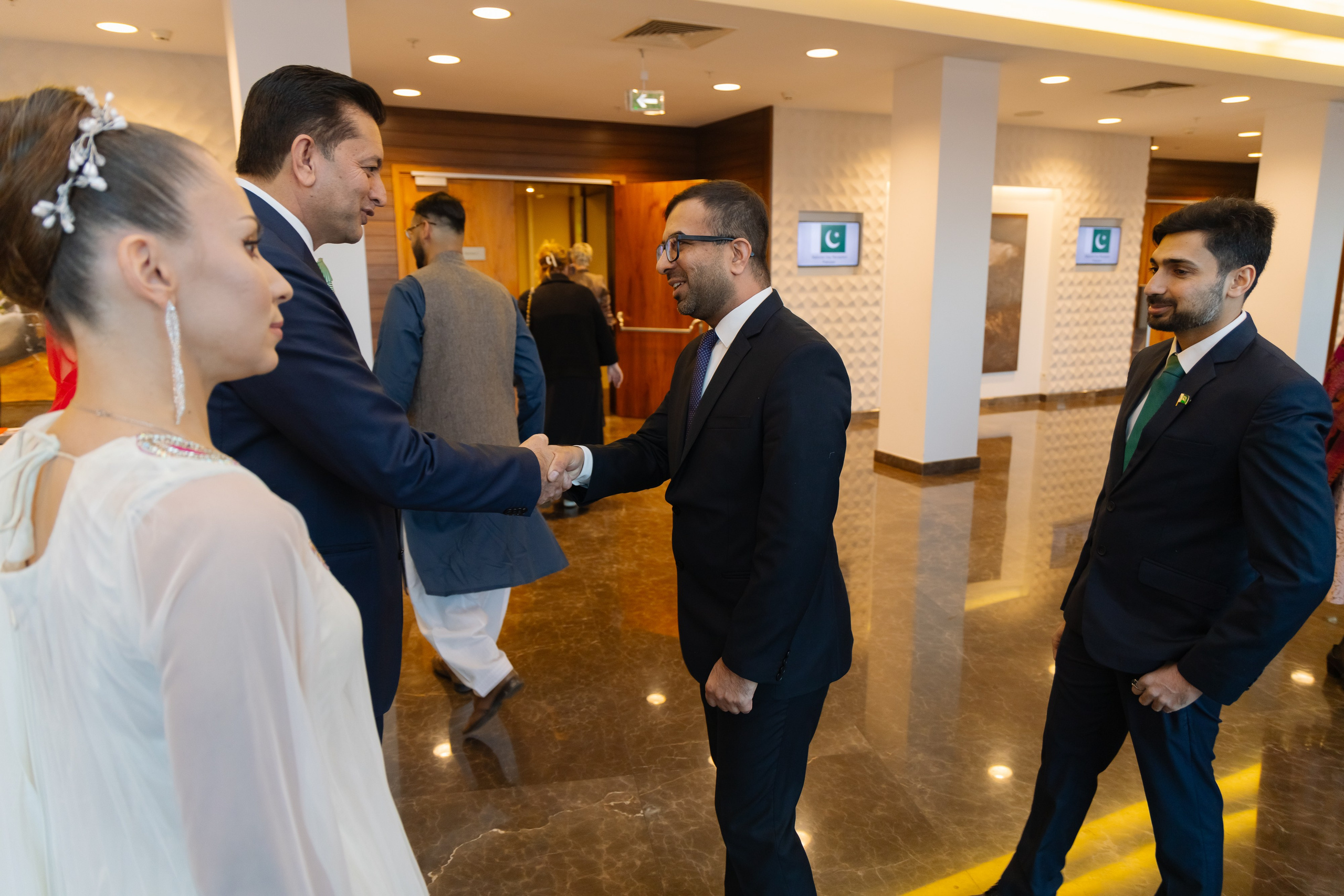 Фотосъемка делегации Пакистана в Беларуси в отеле Марриотт. Свадебный фотограф в Минске/Беларуси Сергей Спиридонов