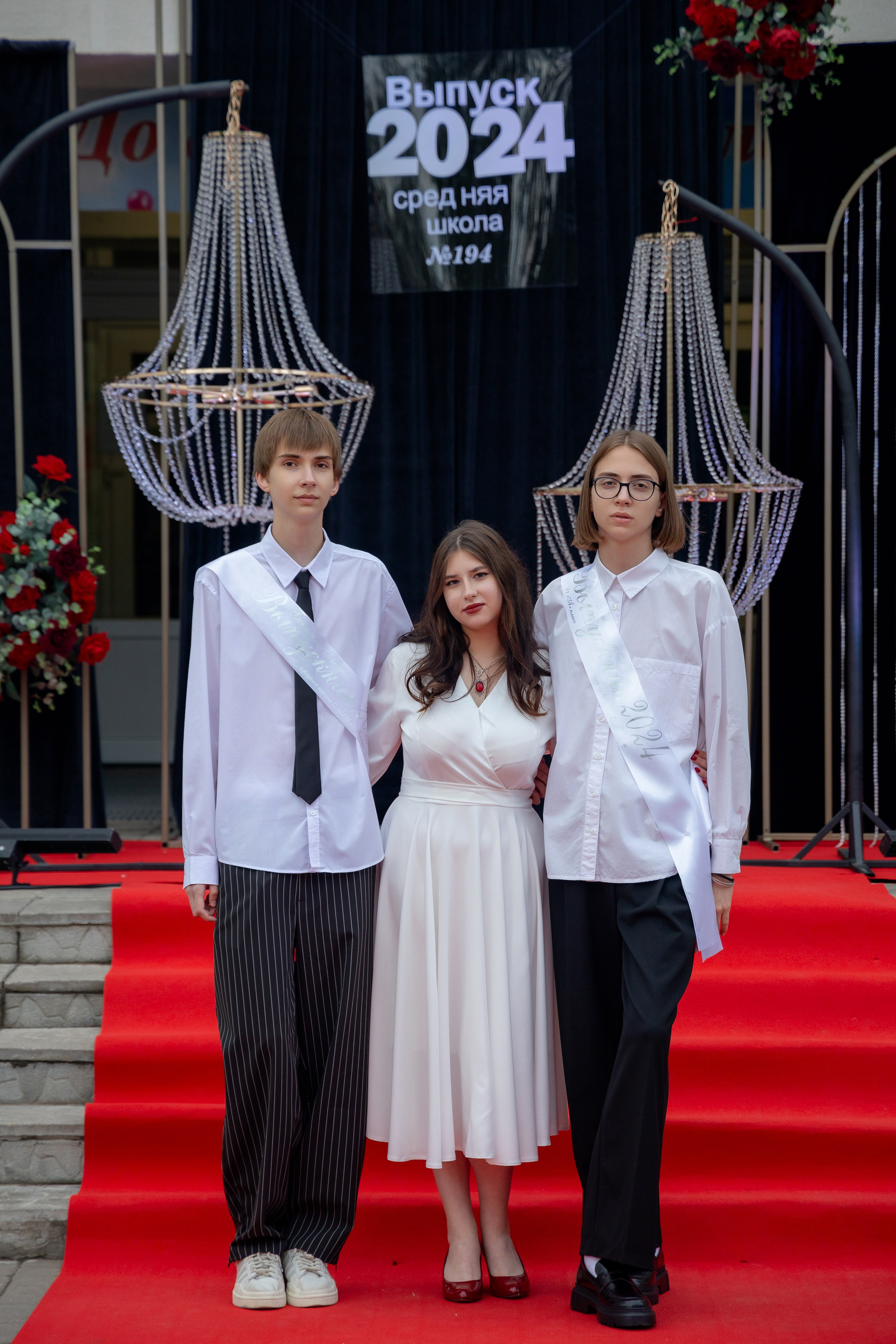 Школьный выпускной 2024 год в Соколе (Минск). Свадебный фотограф в Минске/Беларуси Сергей Спиридонов