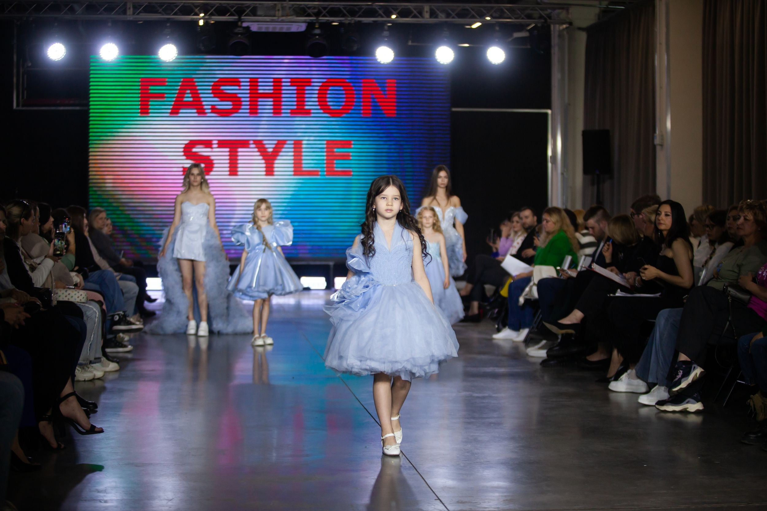 Фестиваль моды и красоты Fashion Style (11 мая 2024). Репортажный фотограф Алексей Пирязев