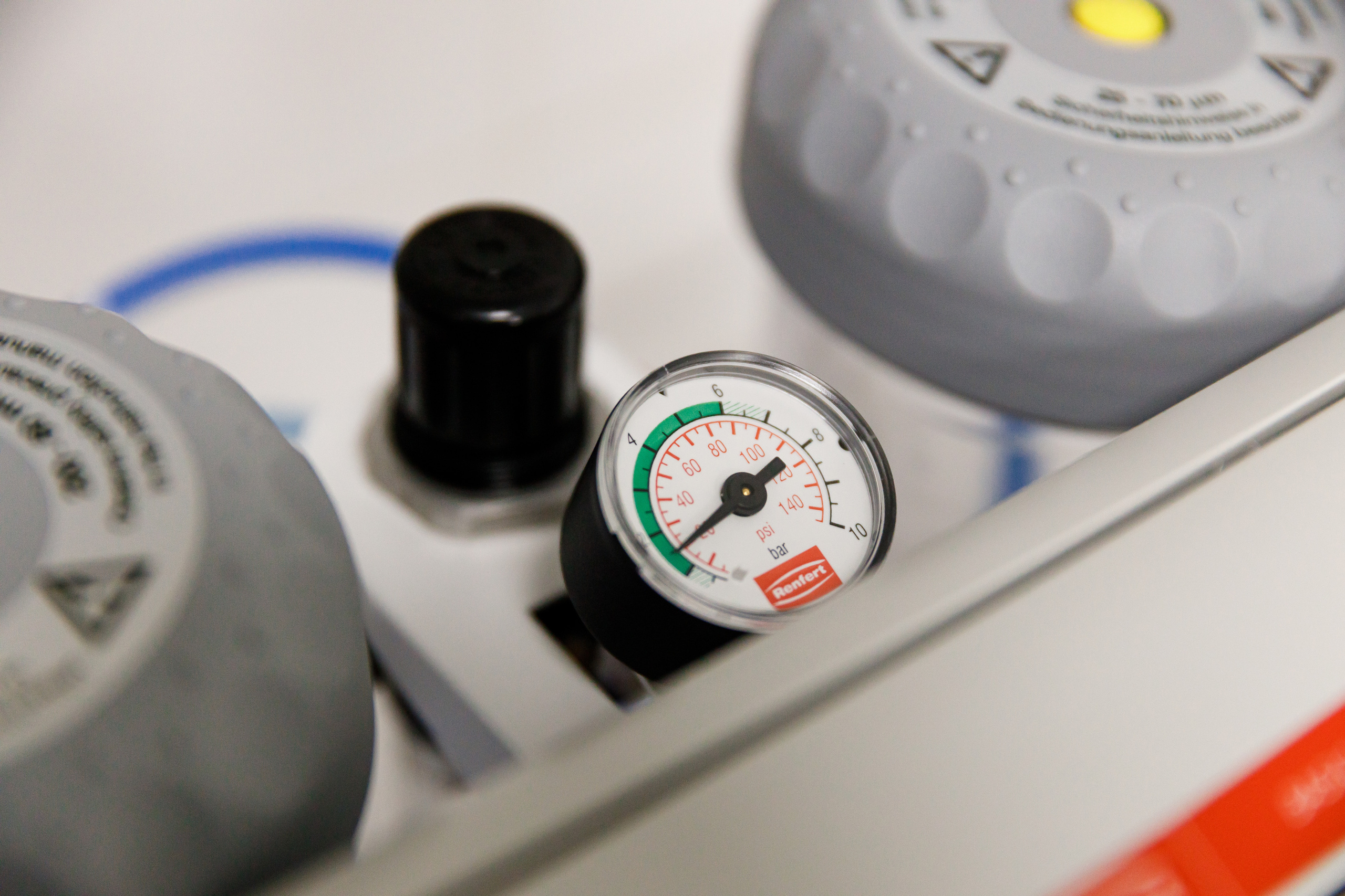 Стоматология RA-dent. Фотограф из Екатеринбурга Тёма Дубовцев