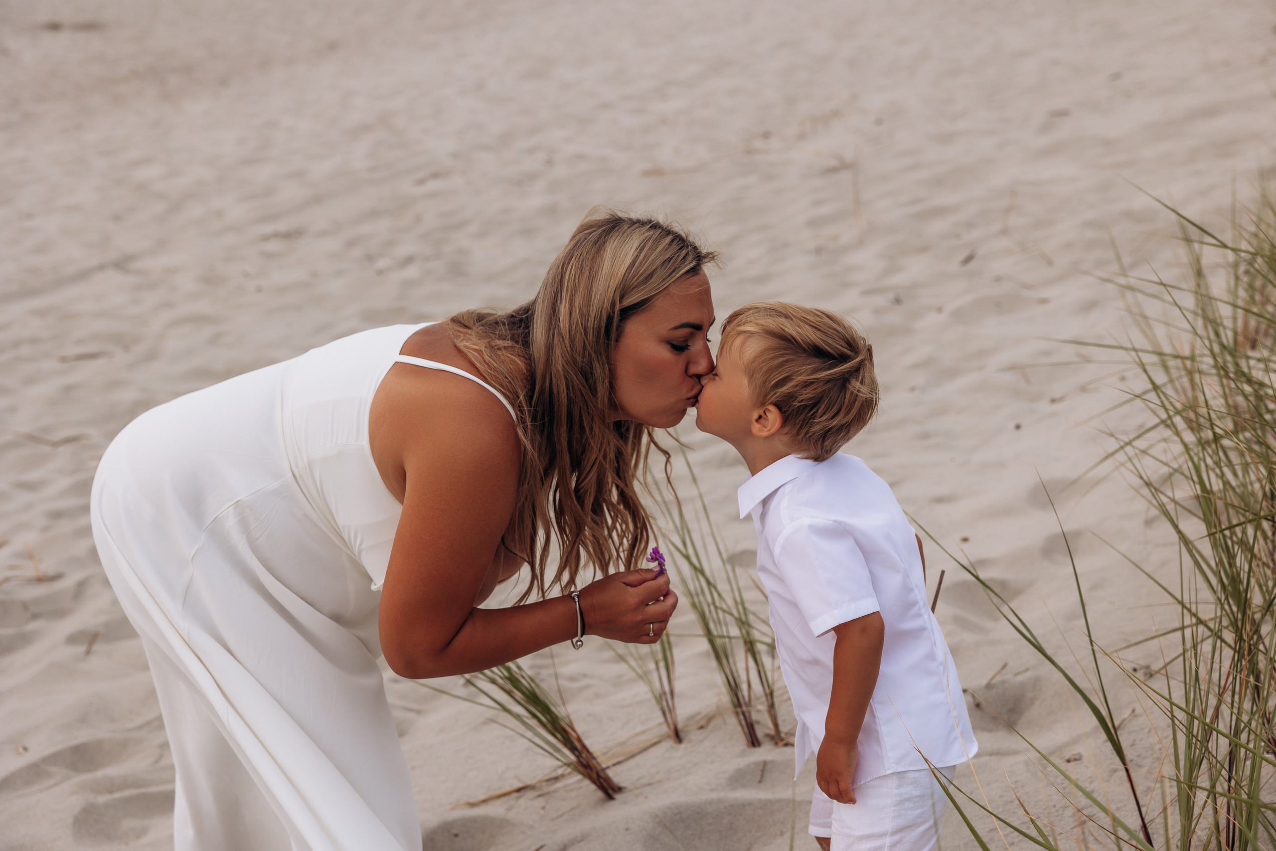 Большая семья Мечниково (Балтийск) море лето. Фотограф в Калининграде свадебная фотография, репортажная, фотосессии
