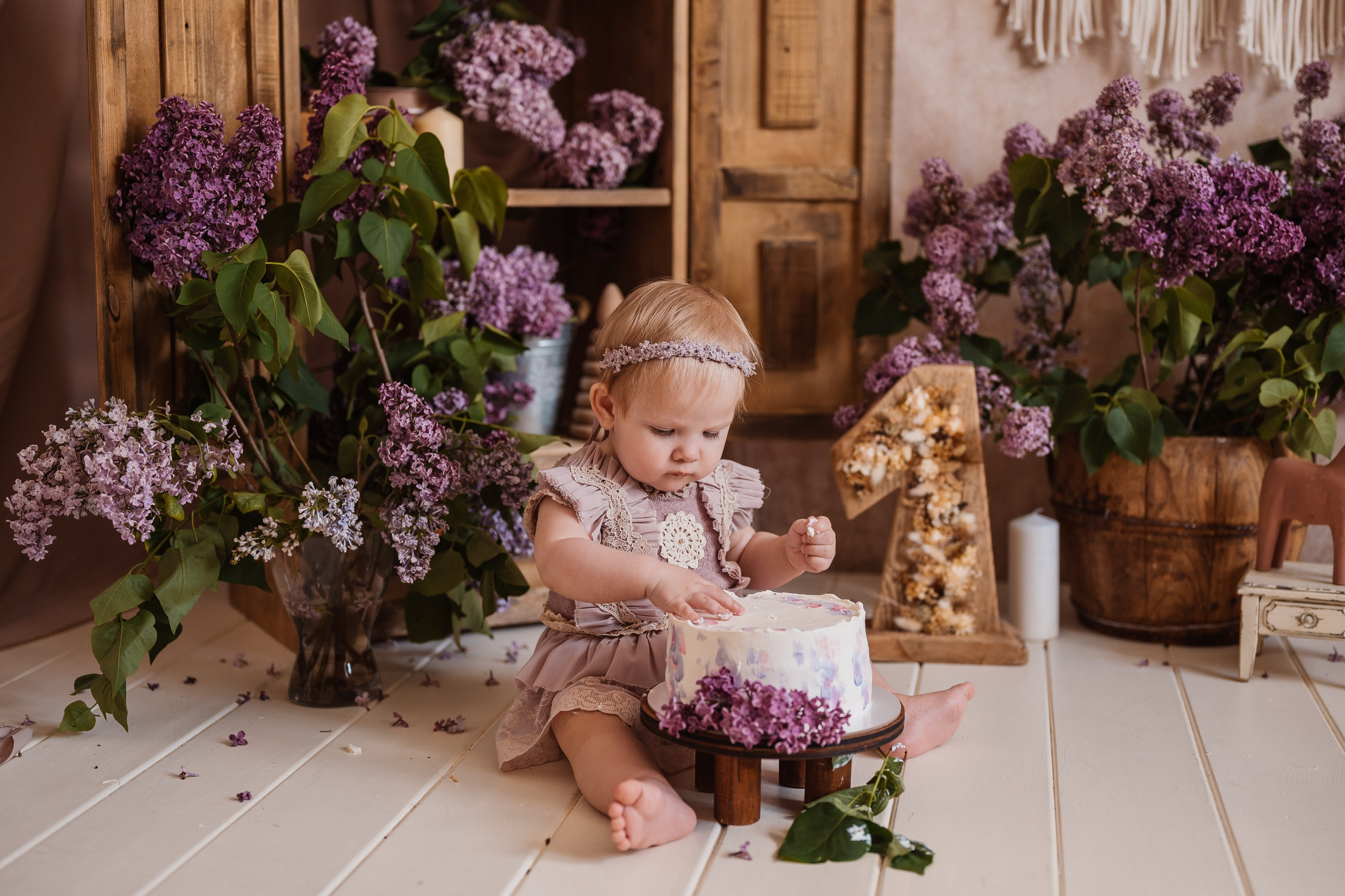 Катюшке годик. Детский и семейный фотограф в Красноярске. Фотосессии новорожденных малышей до 1 месяца