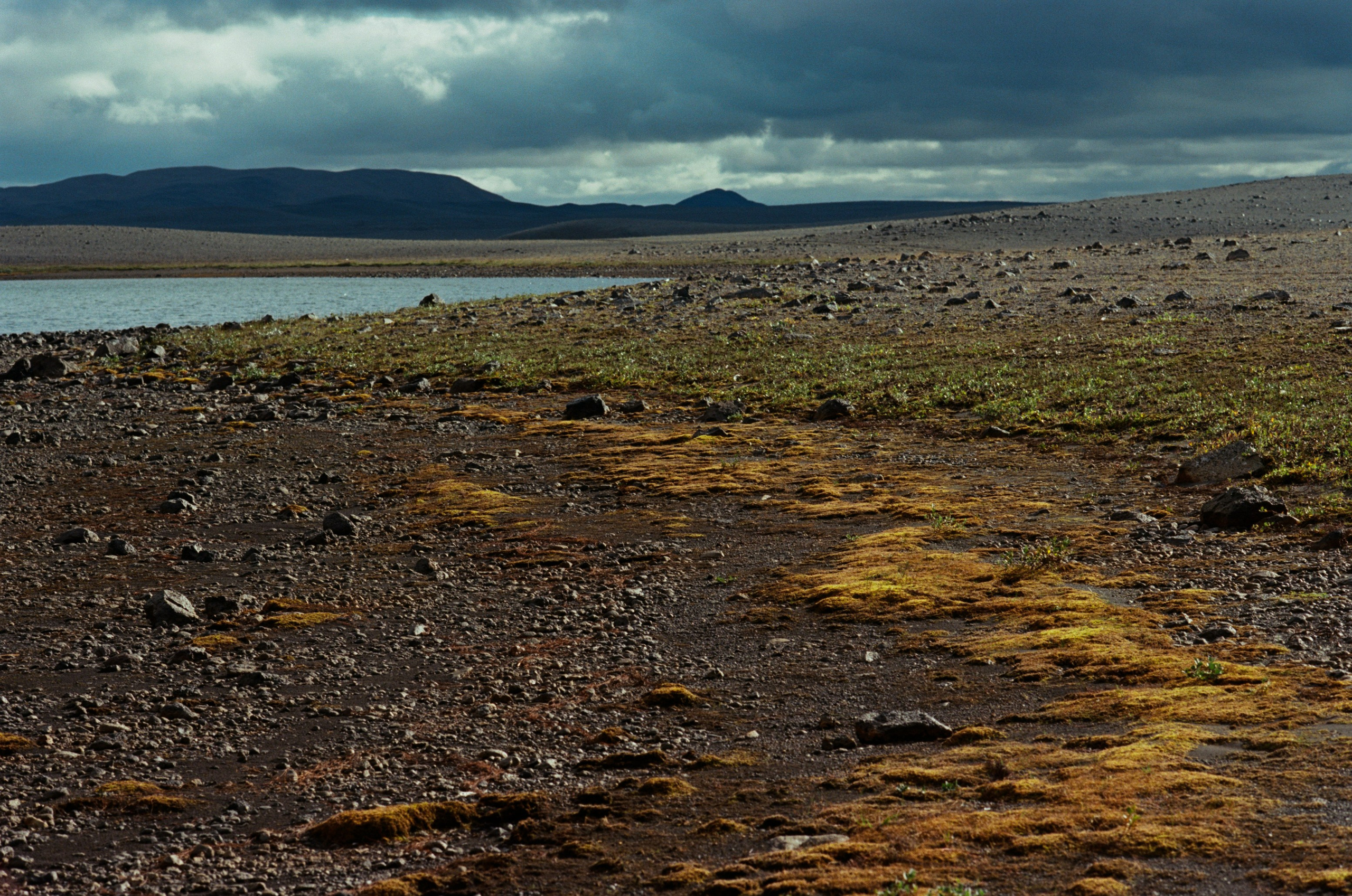 Human // iceland, f905. EVER EXPOSED