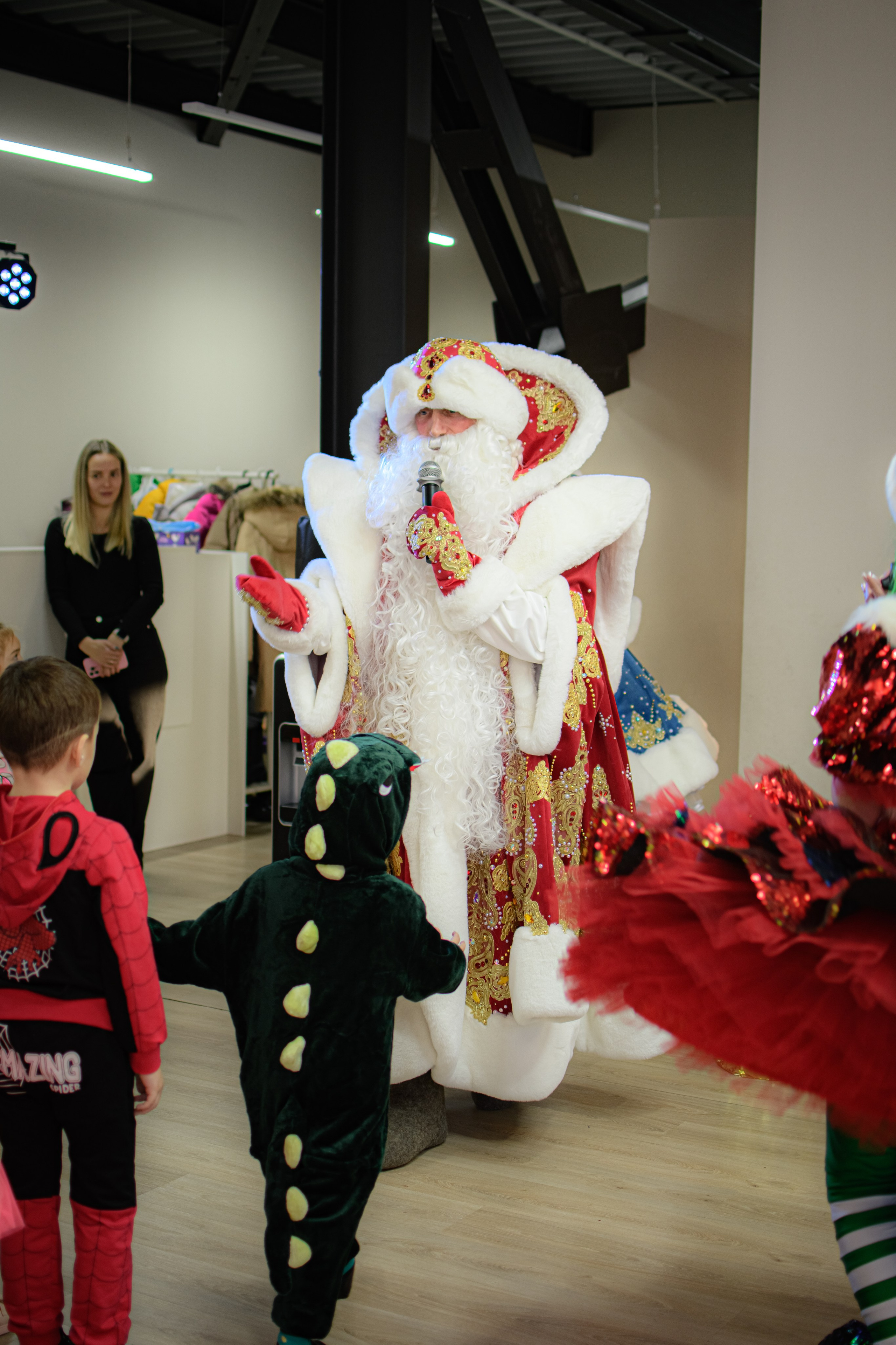 HAPPY NEW YEAR. Photokarish