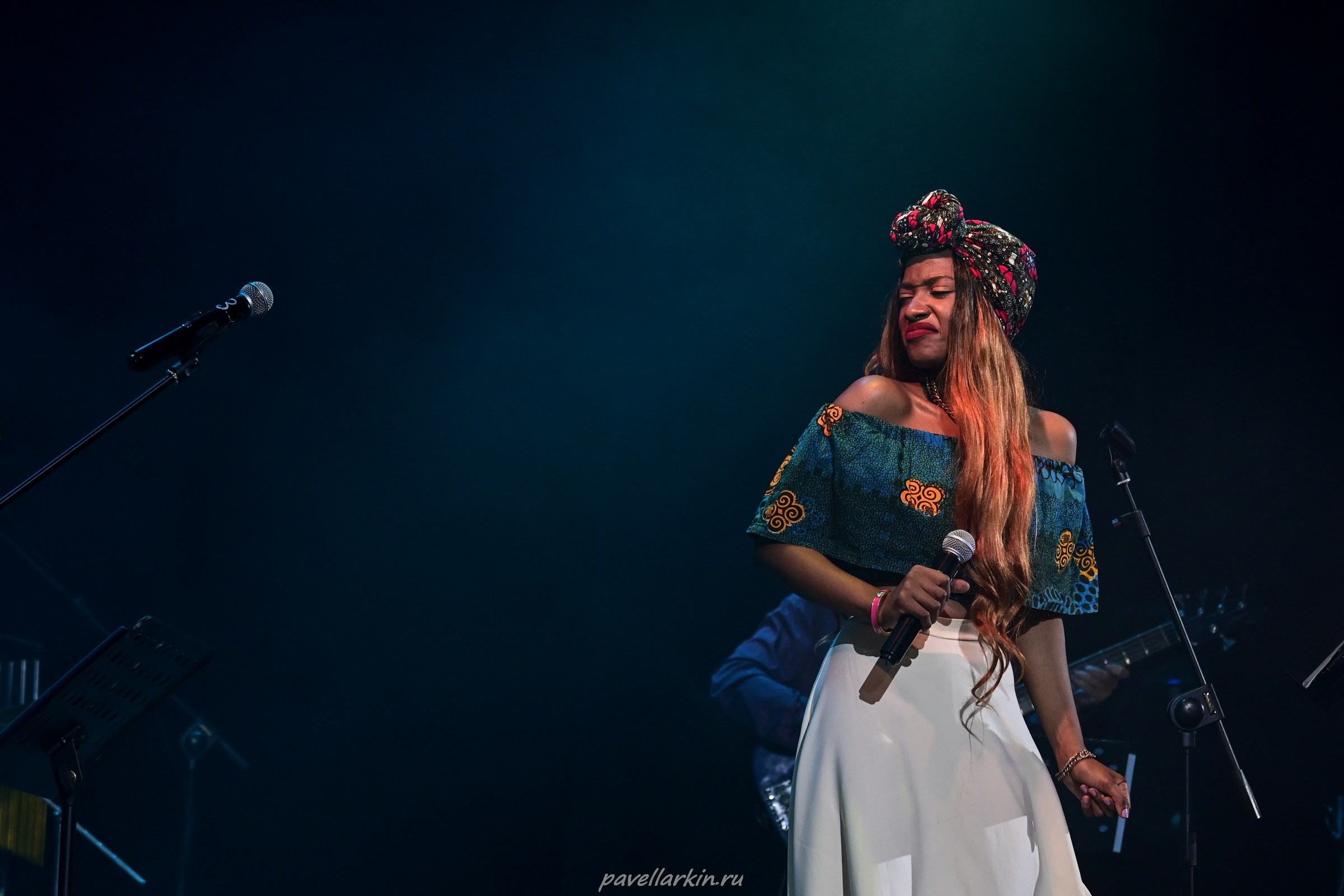 Wendy Kay и Сергей Коренев Project концерт в Новороссийске. Спортивный фотограф, фотожурналист Павел Ларькин