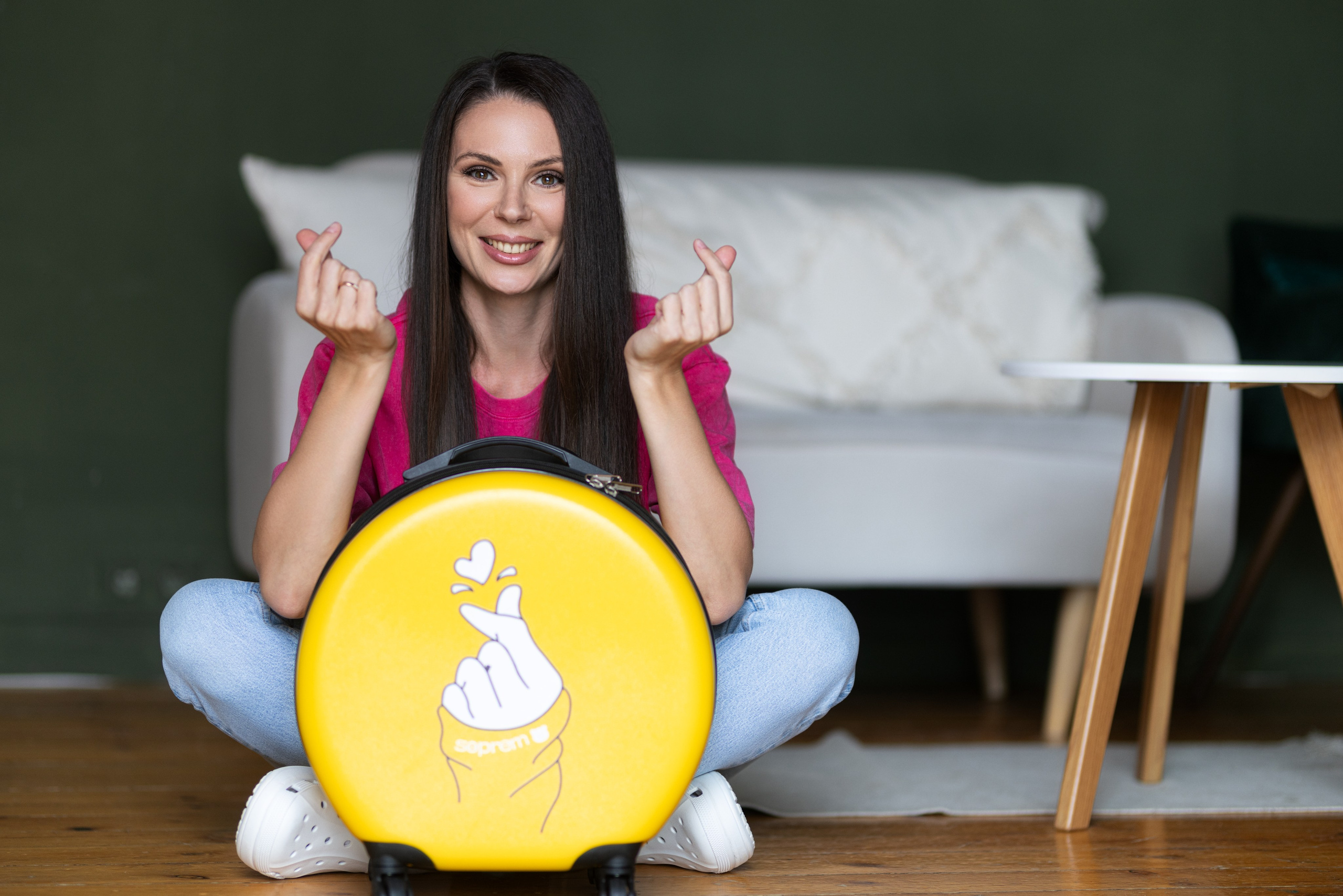 Контент съемка в студии с интерьером с Оксаной — специалиста по грудному вскармливанию для контента. Дмитрий Шульгин, портретный фотограф в Воронеже