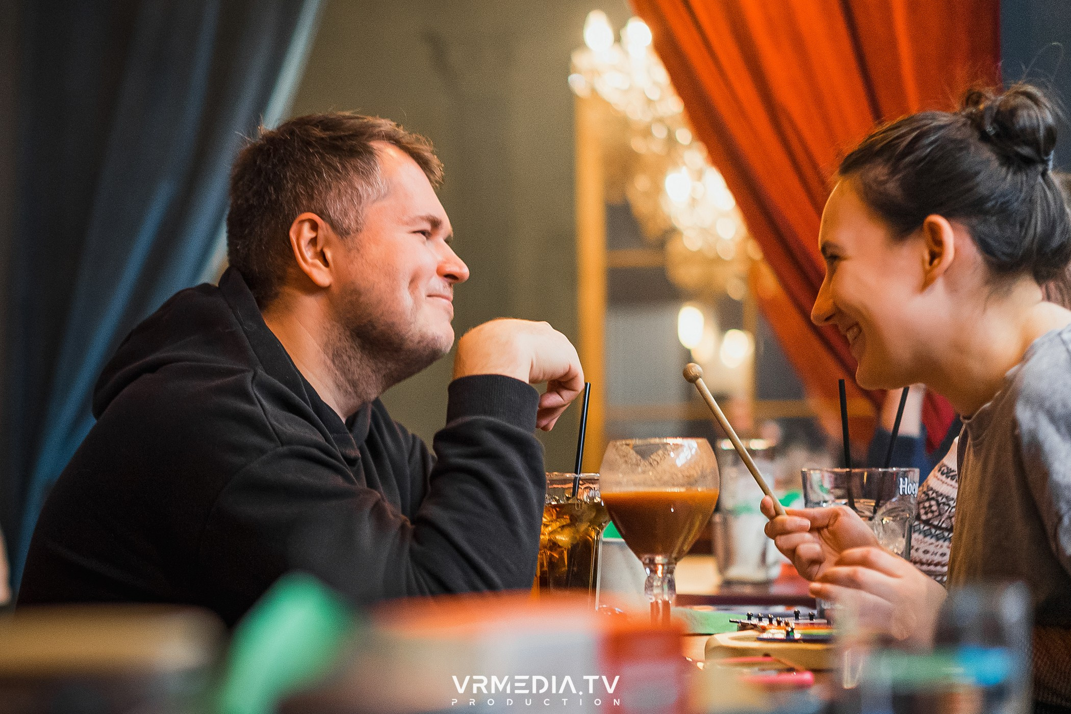 Art Talk с Настоящим Квартирником в баре «Supreme»