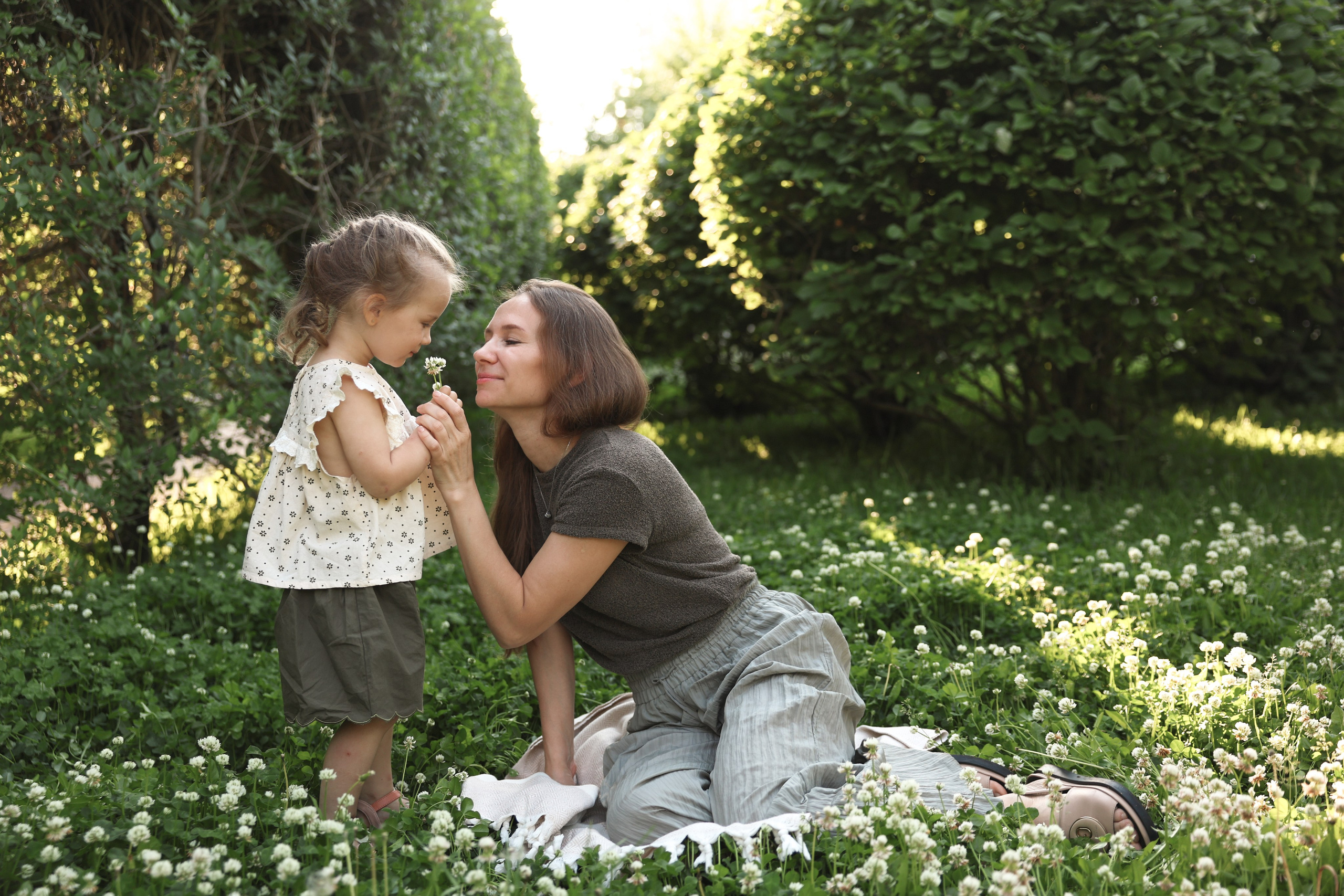 На полянке клевера. Ваш семейный newborn и lifestyle фотограф в СПБ Наталья Журавлева