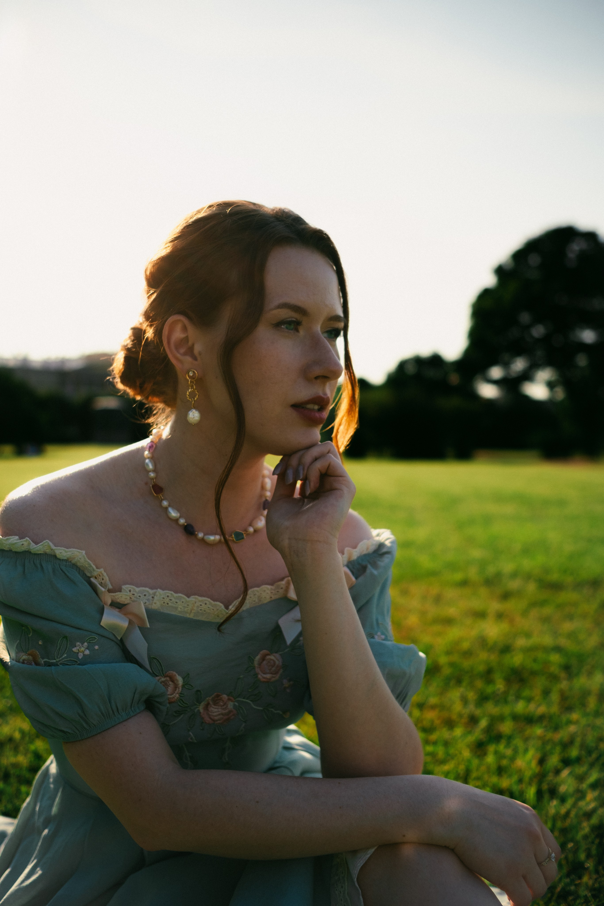 Женские портреты, фотосессия в студии, фотосессия на улице, трогательные портреты. Фотограф из Санкт-Петербурга. Снимаю портреты, свадьбы и репортажи