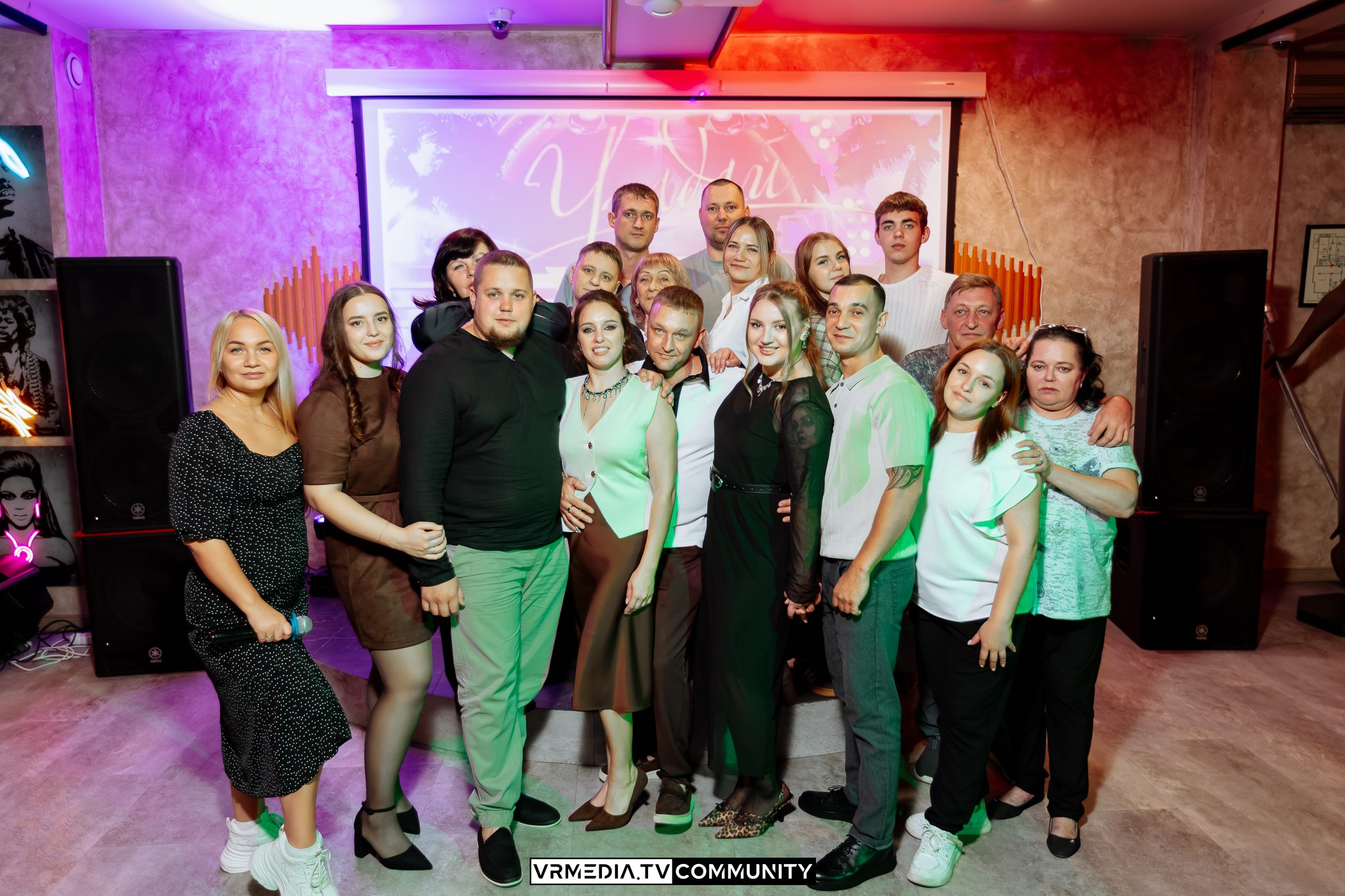 Выходные в караоке-баре «Империя»