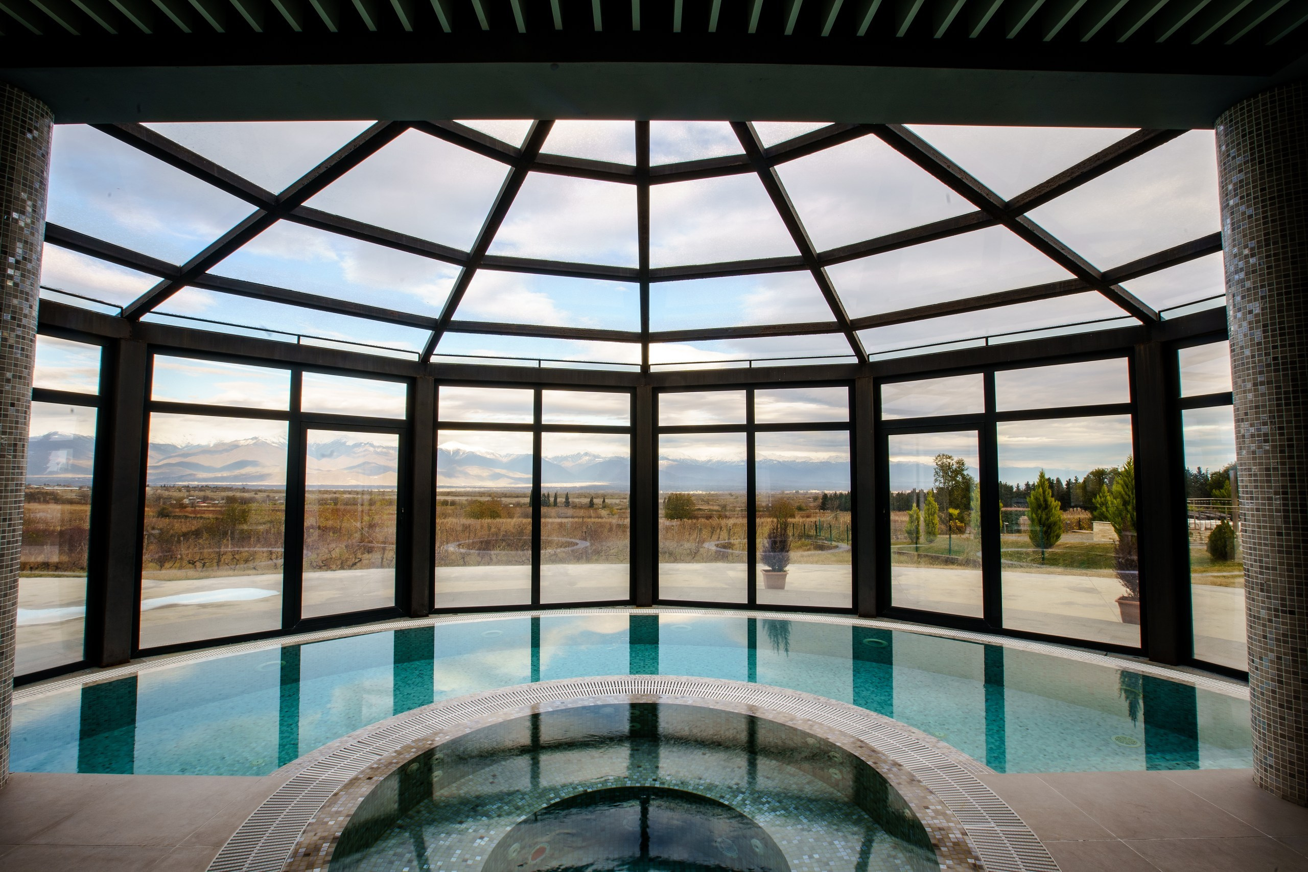 Фасад Akhasheni Wine Resort 4*. Фотограф в Москве и по всему миру — Олег Акентьев (Events, Светская Хроника, FTP)