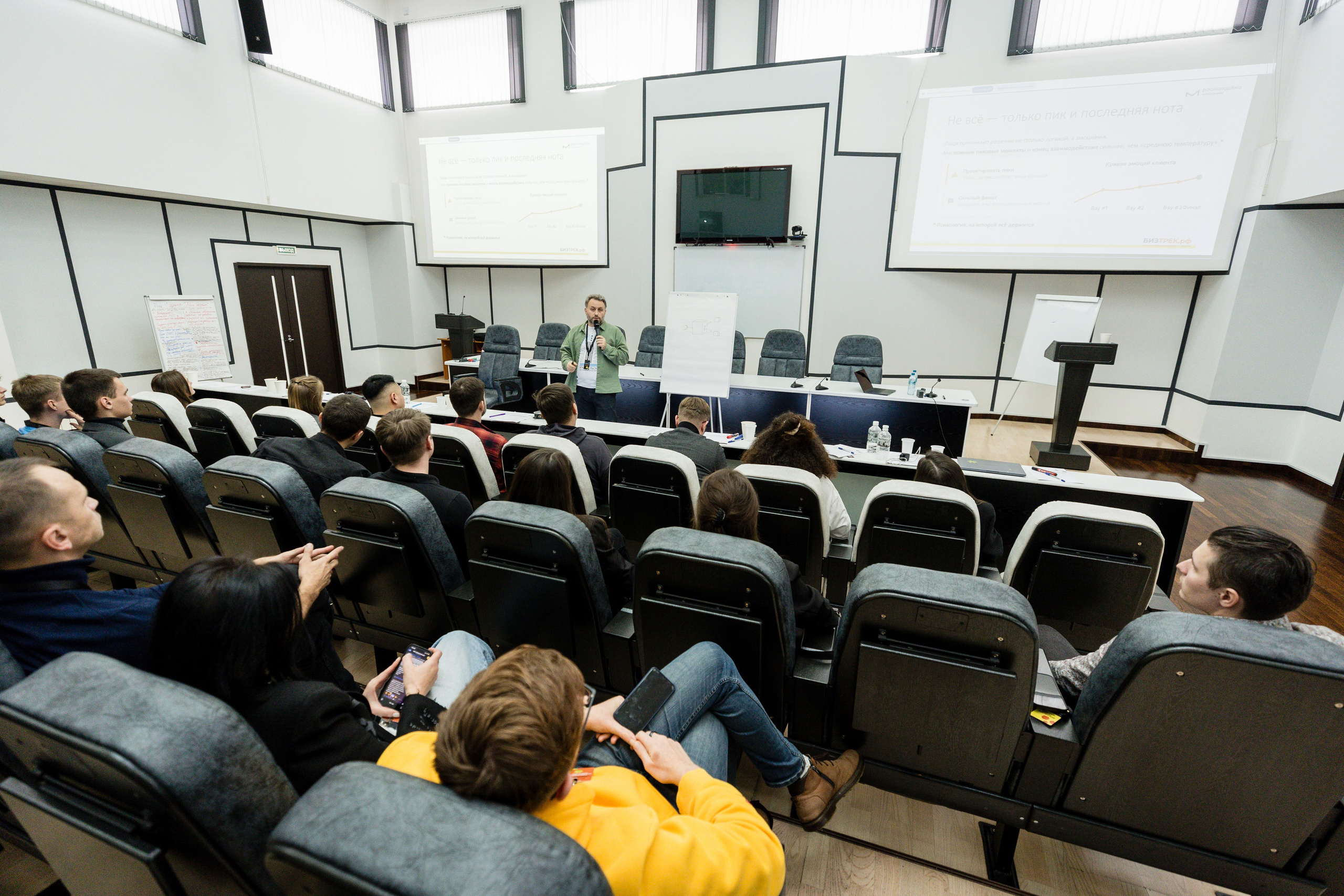 Социальное. Детский фотограф видеограф в Хабаровске Михаил Орлов