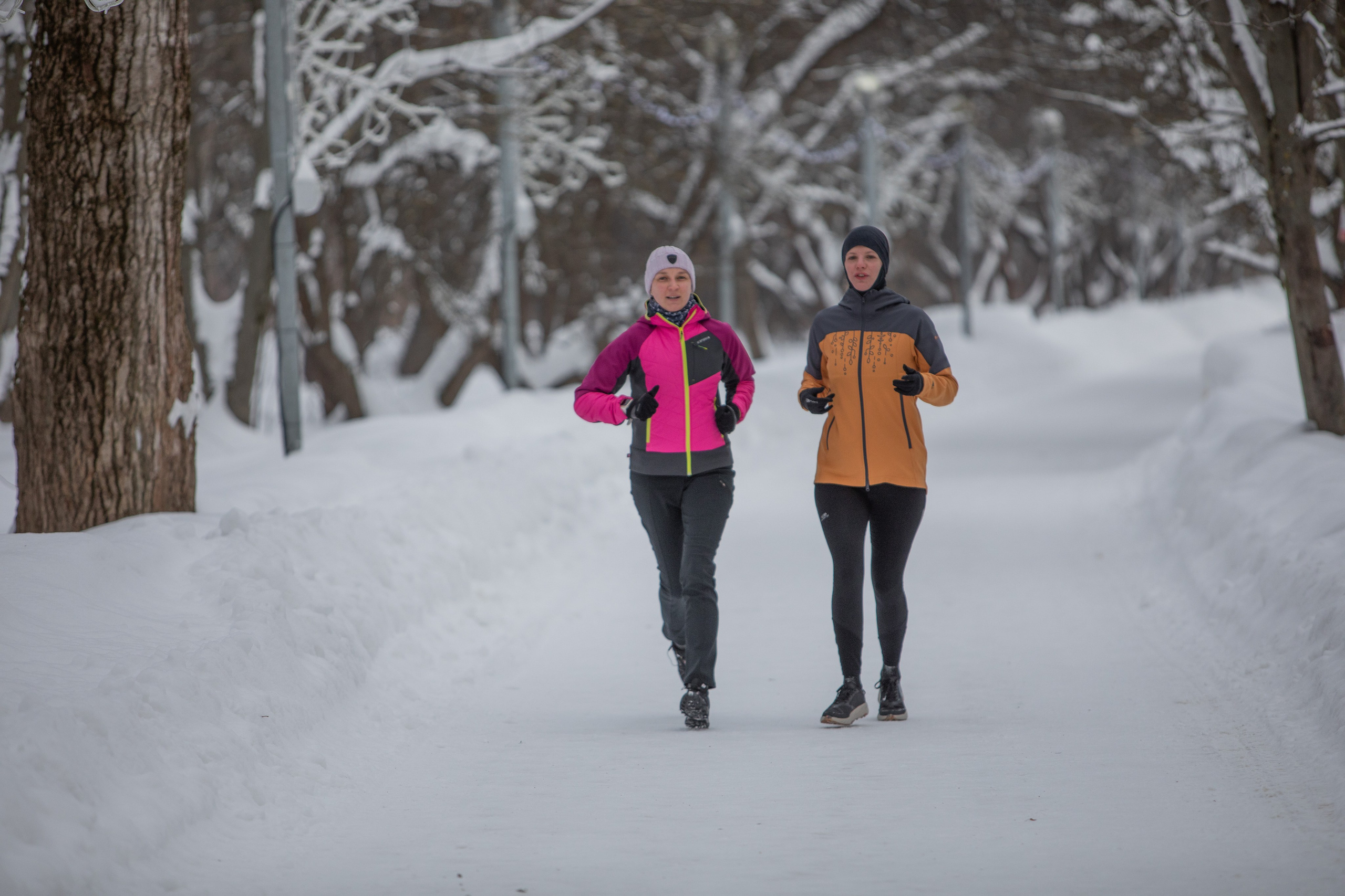 5 вёрст в Тушино, День влюбленных, 91 забег, 17 февраля 2024 г. Фотограф Сергей Ловкий