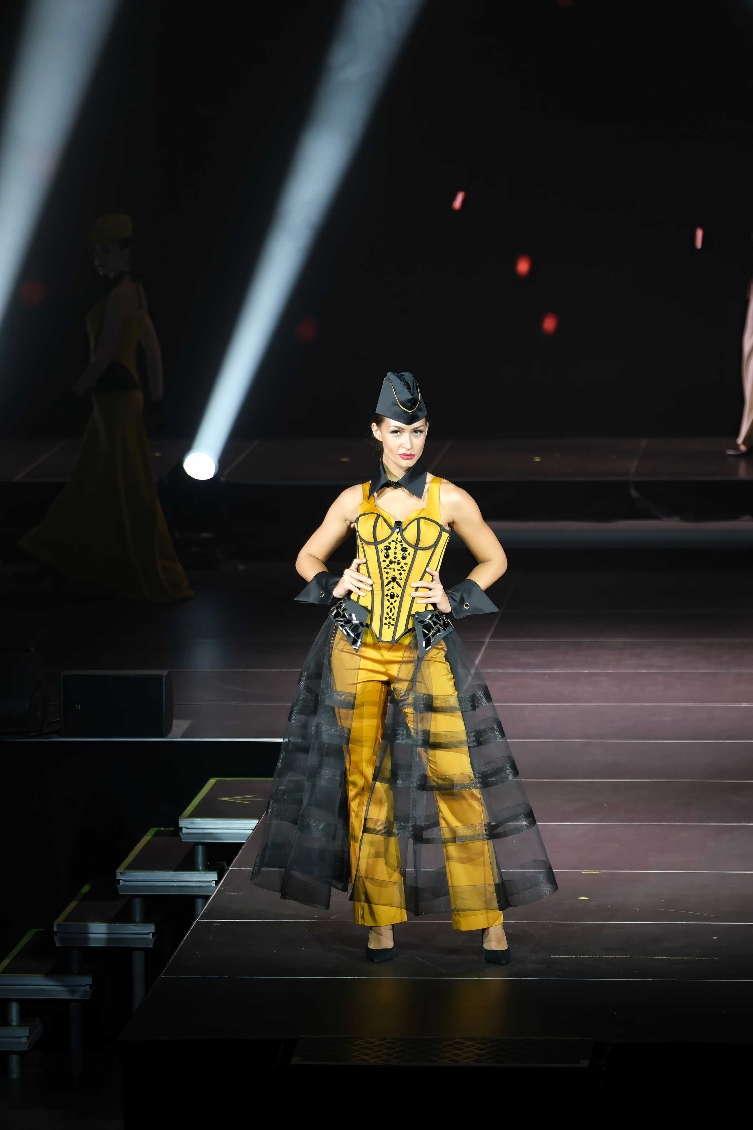 Подиумный спектакль «Стиль Надежды». Добро пожаловать в студию «Цифровой скульптор»  где искусство встречается с технологиями!