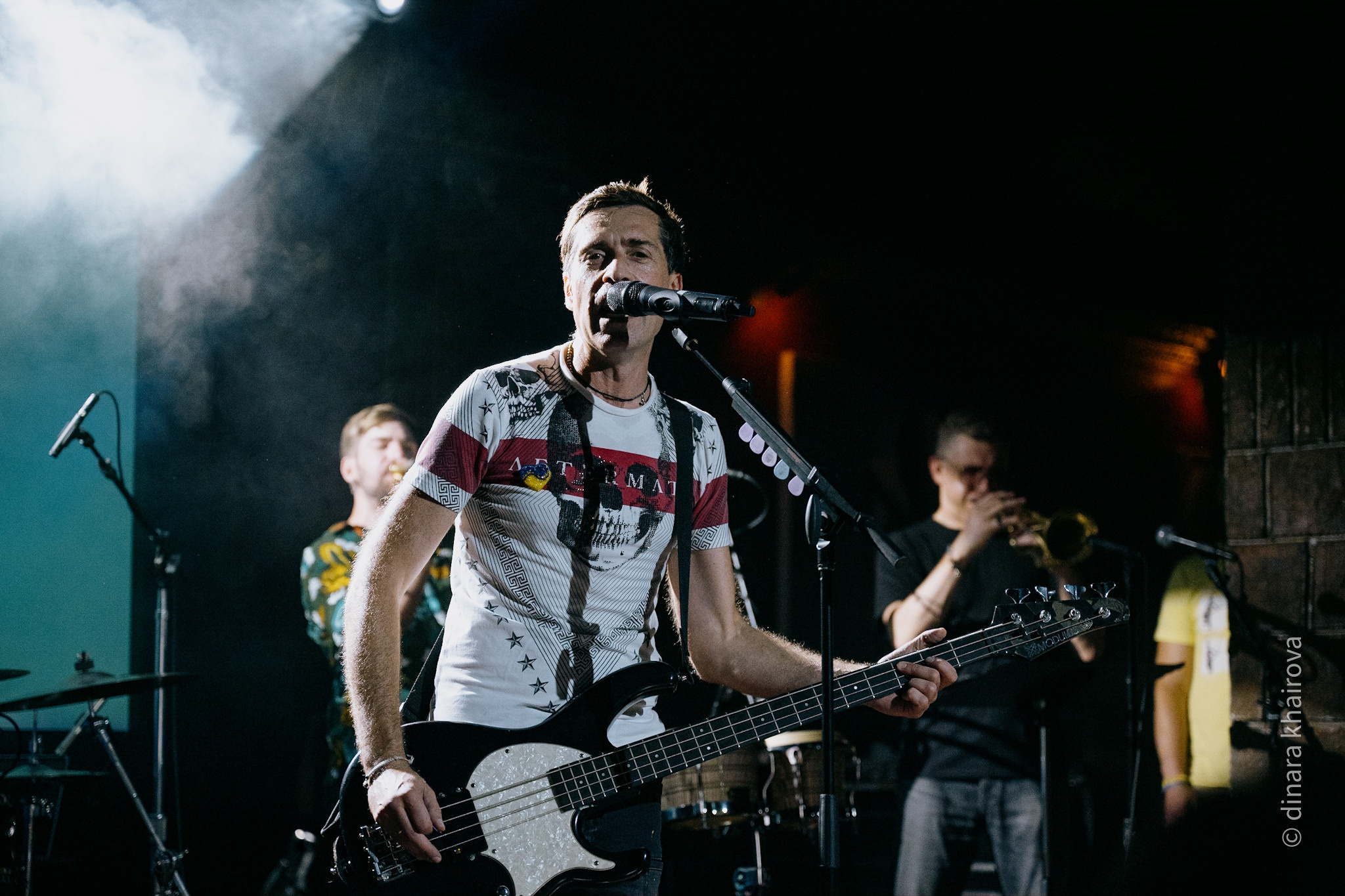 Nogu Svelo. Dinara Khairova