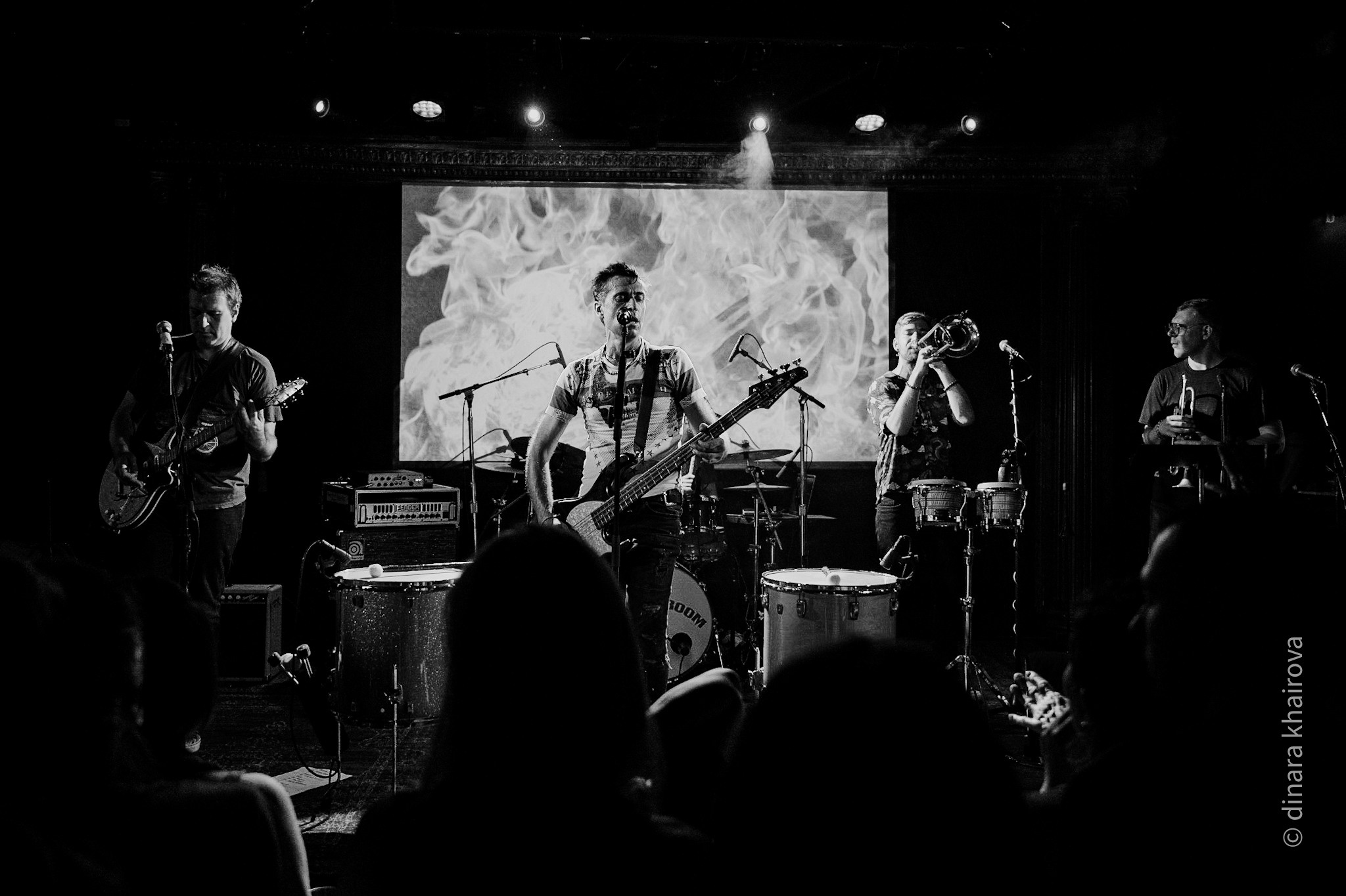 Nogu Svelo. Dinara Khairova