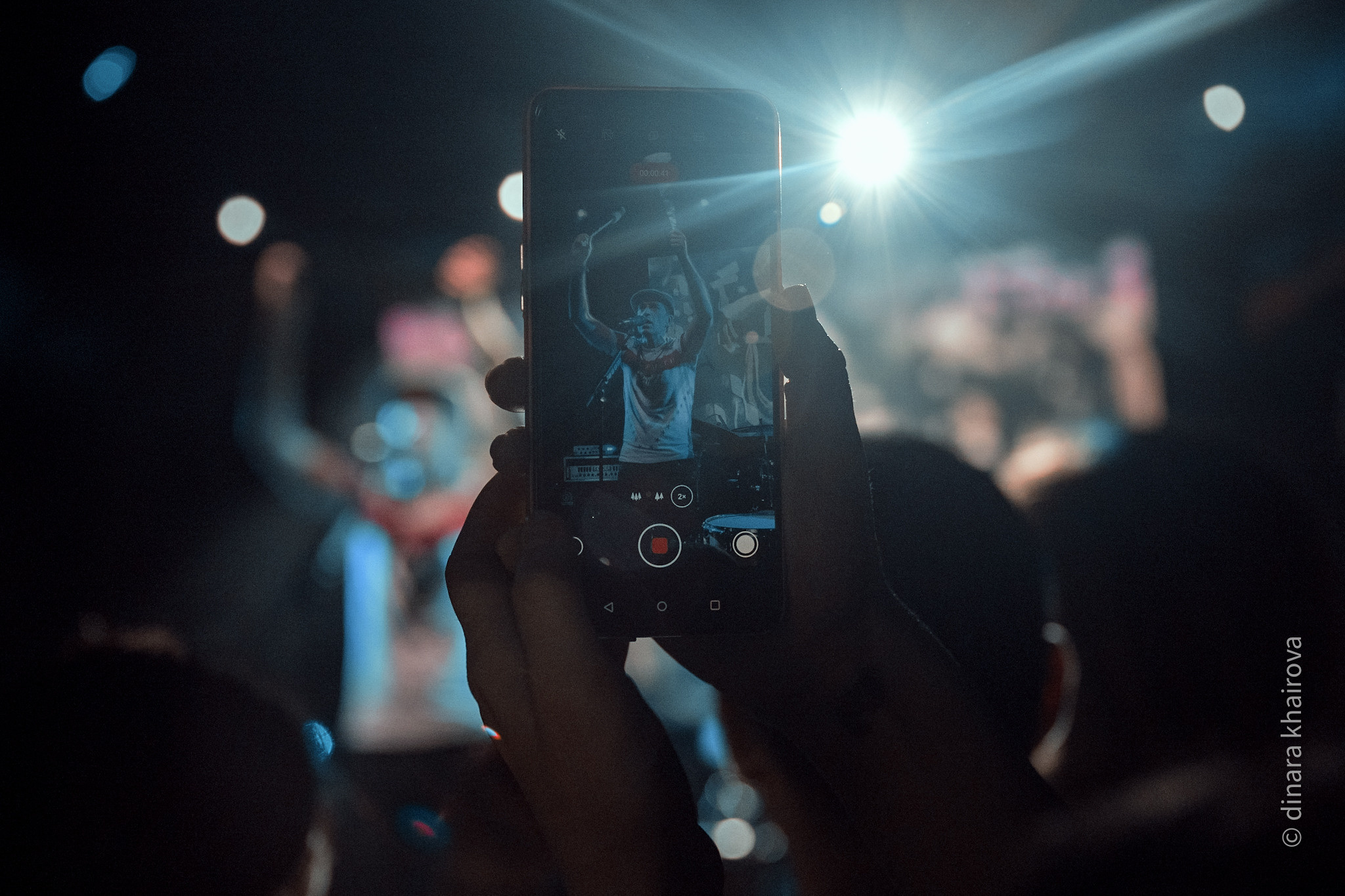 Nogu Svelo. Dinara Khairova