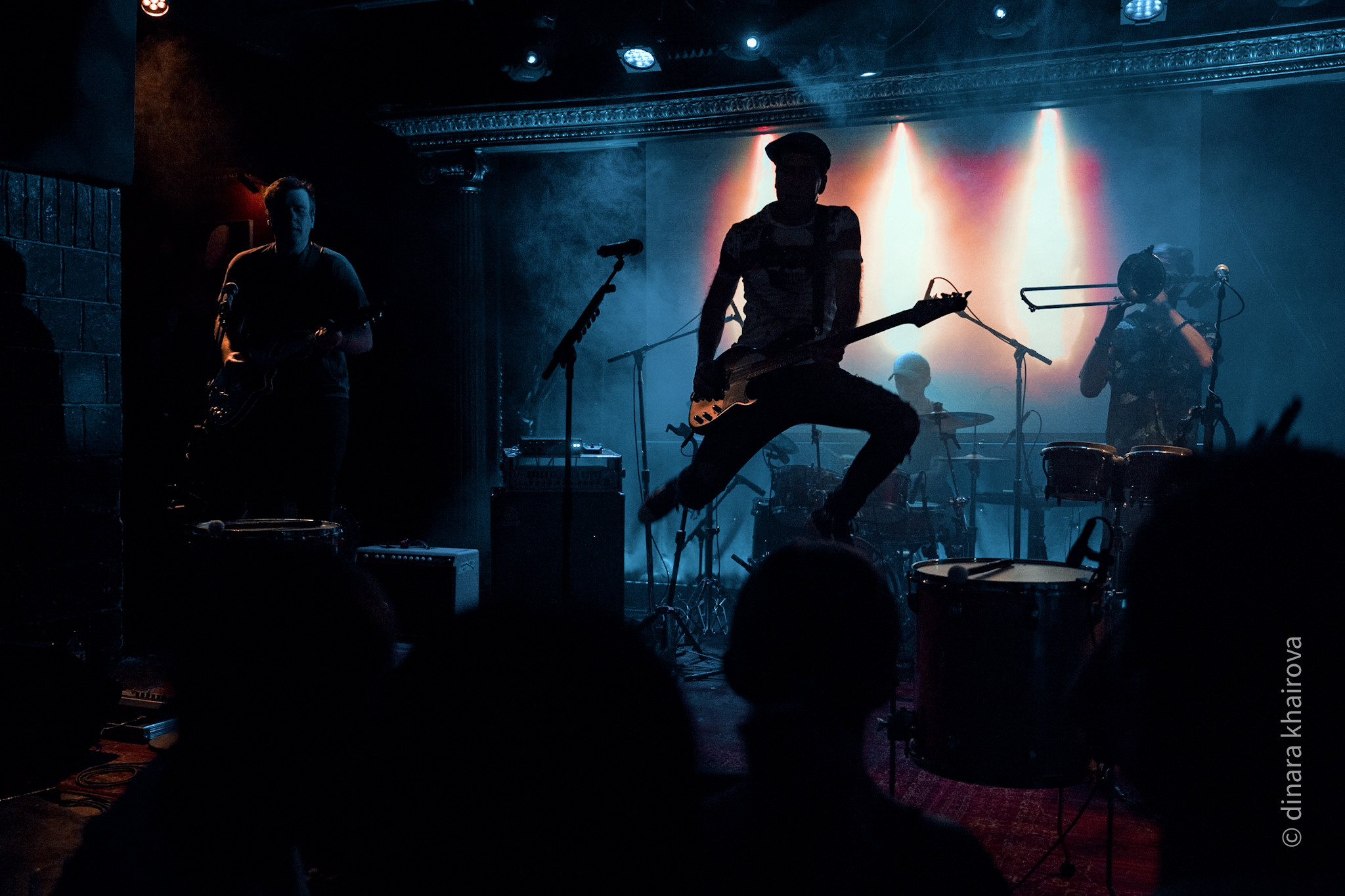 Nogu Svelo. Dinara Khairova