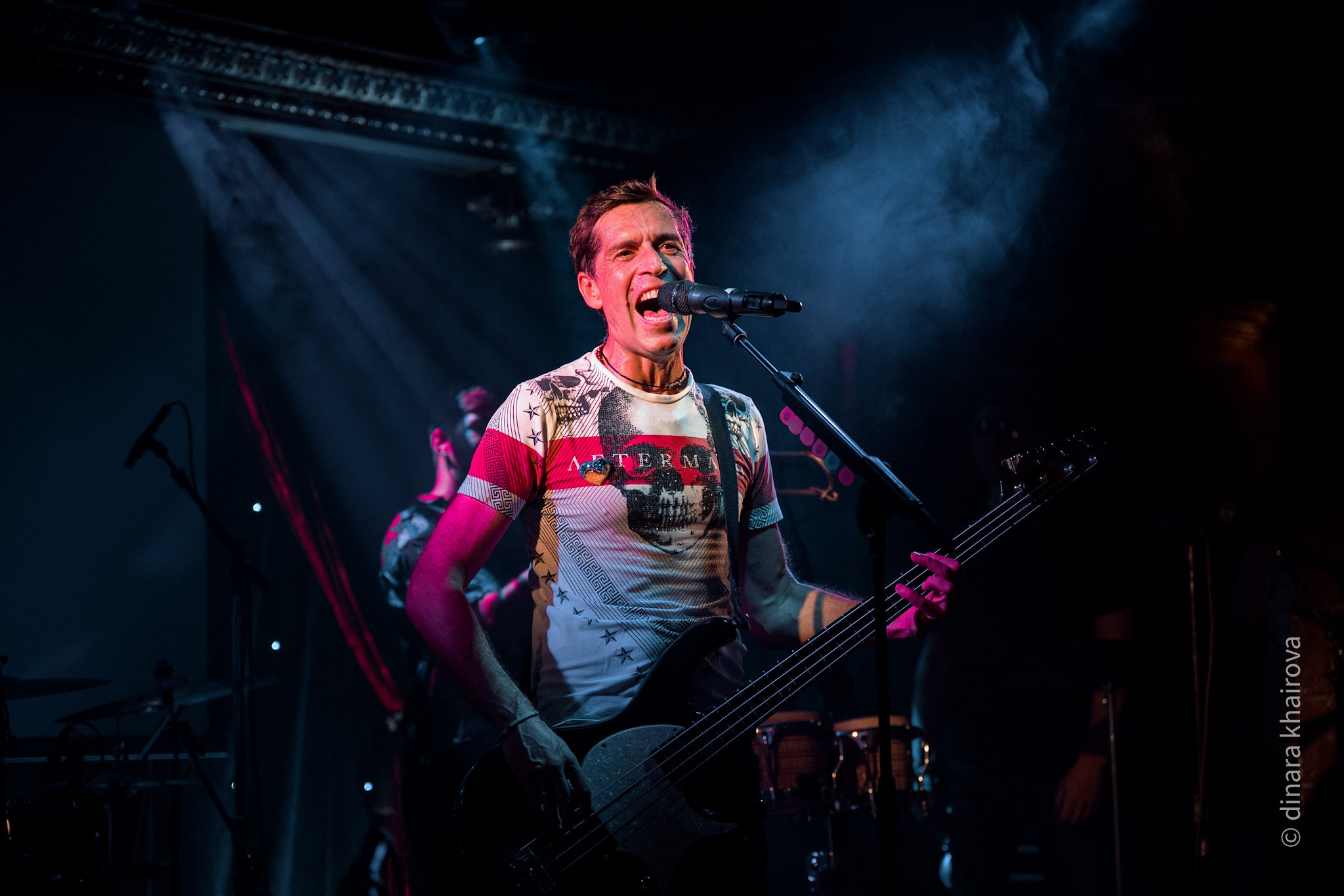 Nogu Svelo. Dinara Khairova