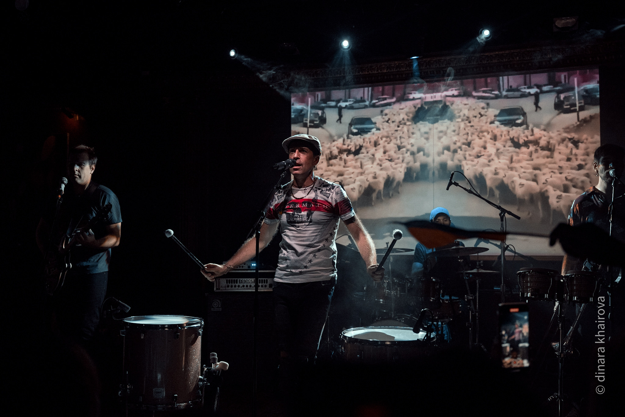 Nogu Svelo. Dinara Khairova