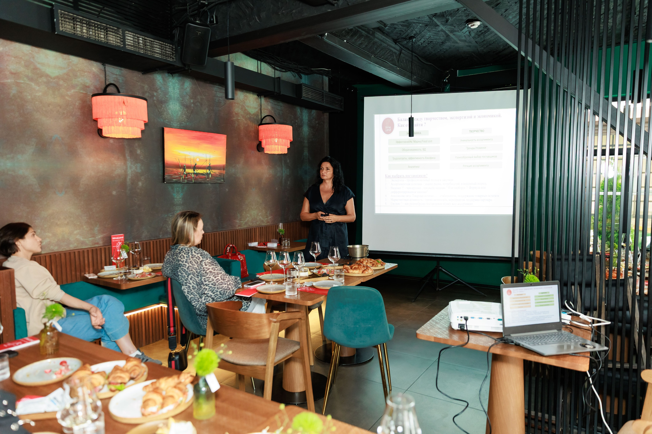 Бизнес завтрак рестораторов. Гастробар TopPoke. Фотограф Новосибирск — Наталья Гресь