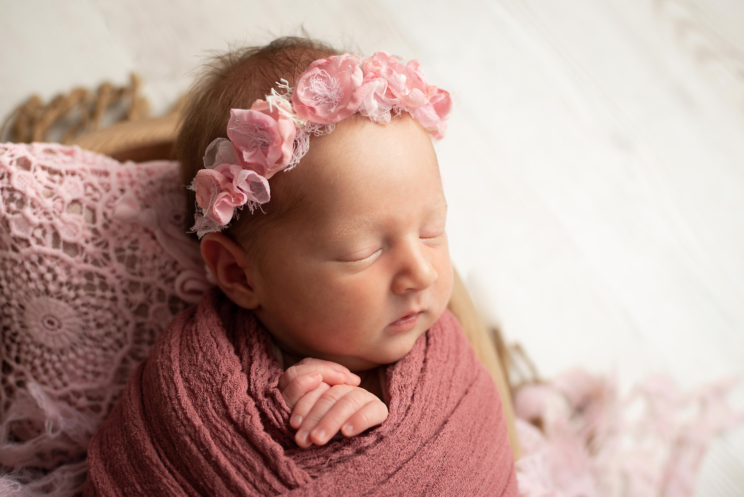Малышка Амина пакет «Ньюборн ЭКСПРЕСС». Фотограф новорожденных в Нижневартовске Лара Курдюкова