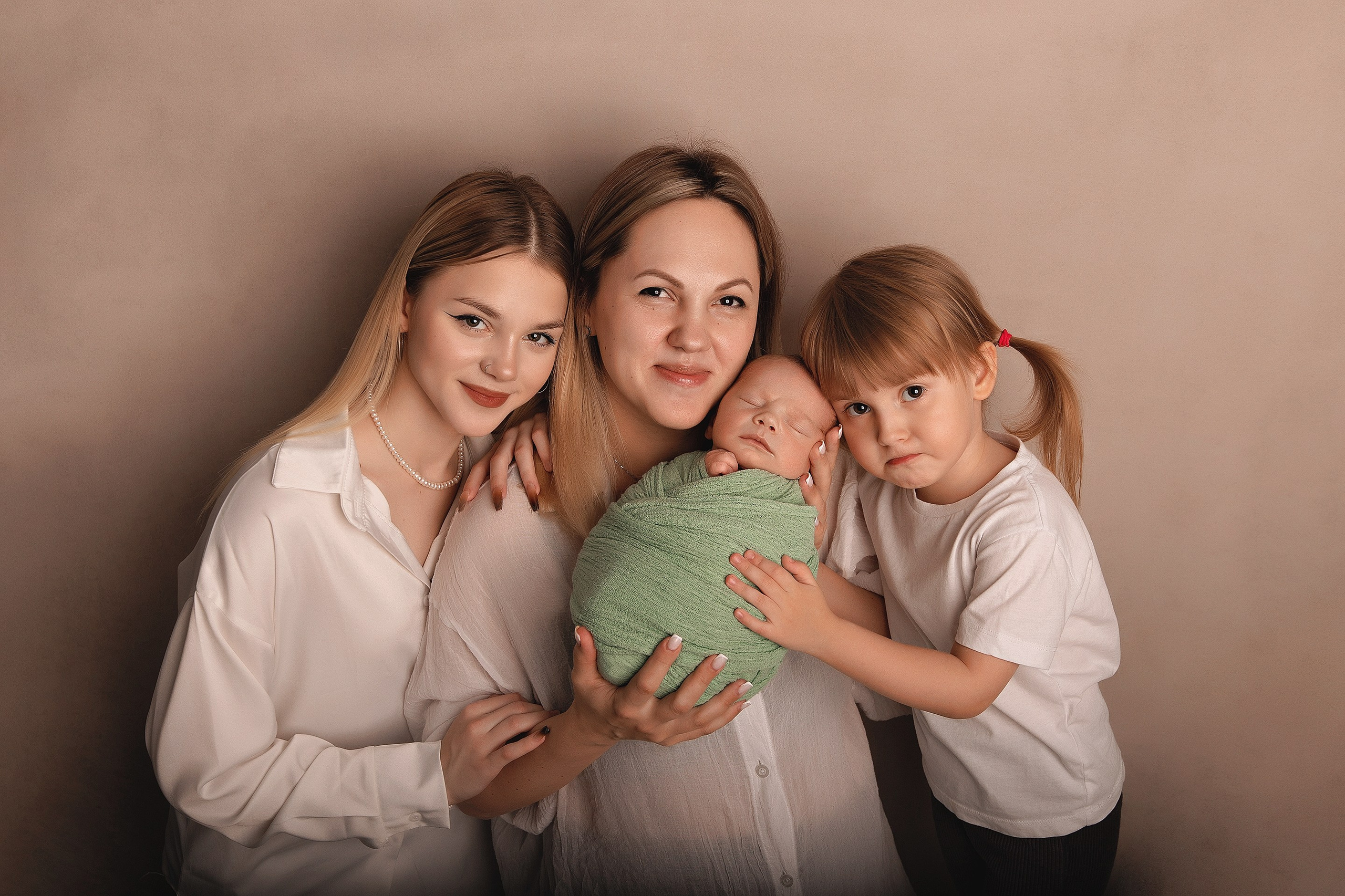 Платоша (пакет Вип). Юлия Зажитская. Фотограф новорожденных и деток от 3х месяцев в городе Иркутск