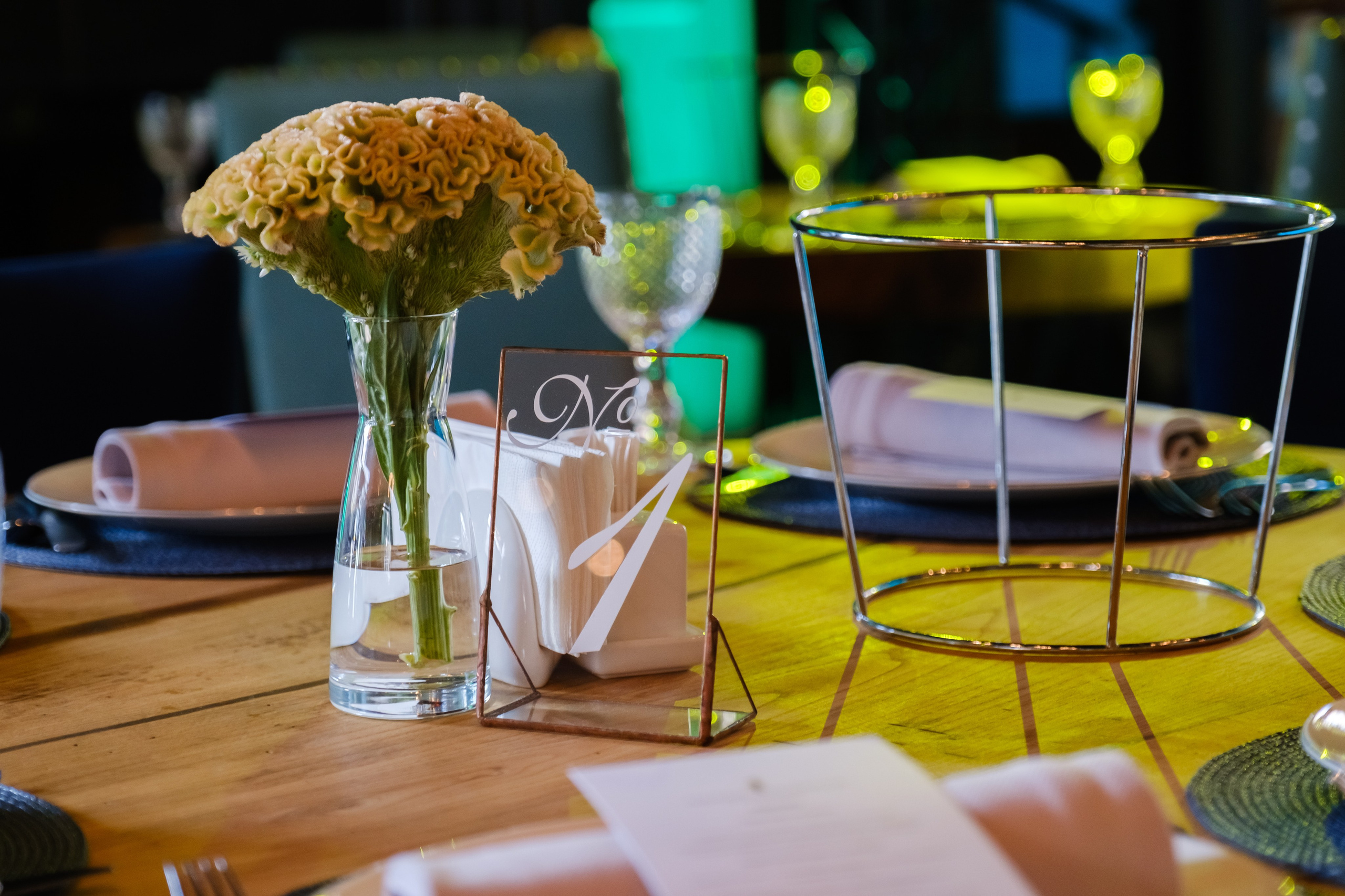 День рождения в ресторане «Модус». Kirillova Studio — мастерская декора и событий Юли Кирилловой